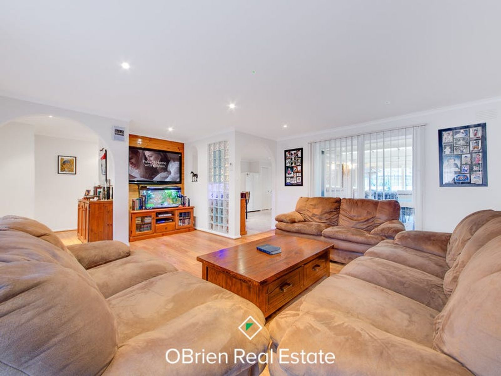 39 Charles Green Avenue, Endeavour Hills, VIC 3802, Endeavour Hills - Thumbnail 3