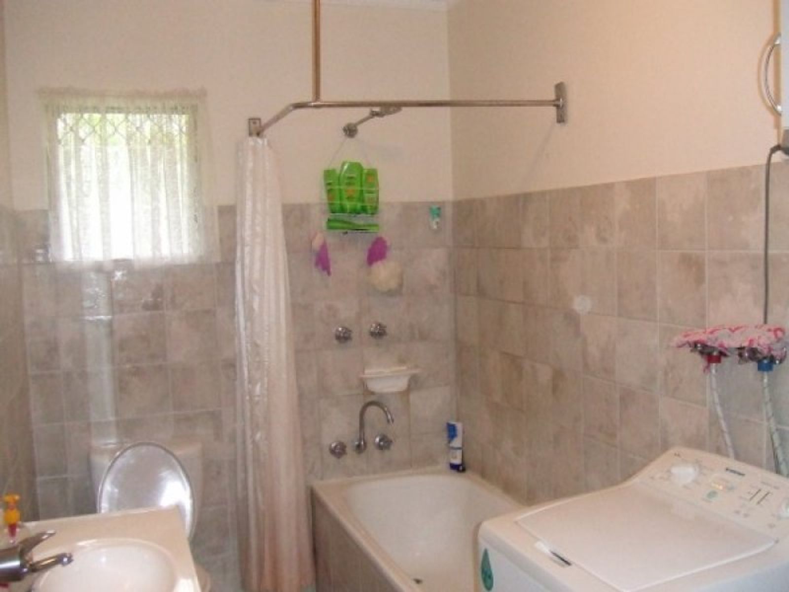 8/148 Dick Ward Drive, Coconut Grove NT 0810, Coconut Grove - Thumbnail 3
