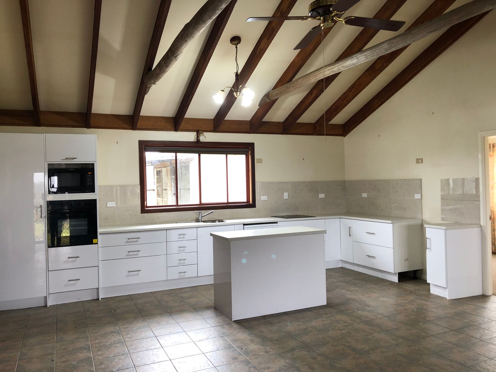 2 Brereton Street, Hillgrove NSW 2350, Hillgrove - Thumbnail 3