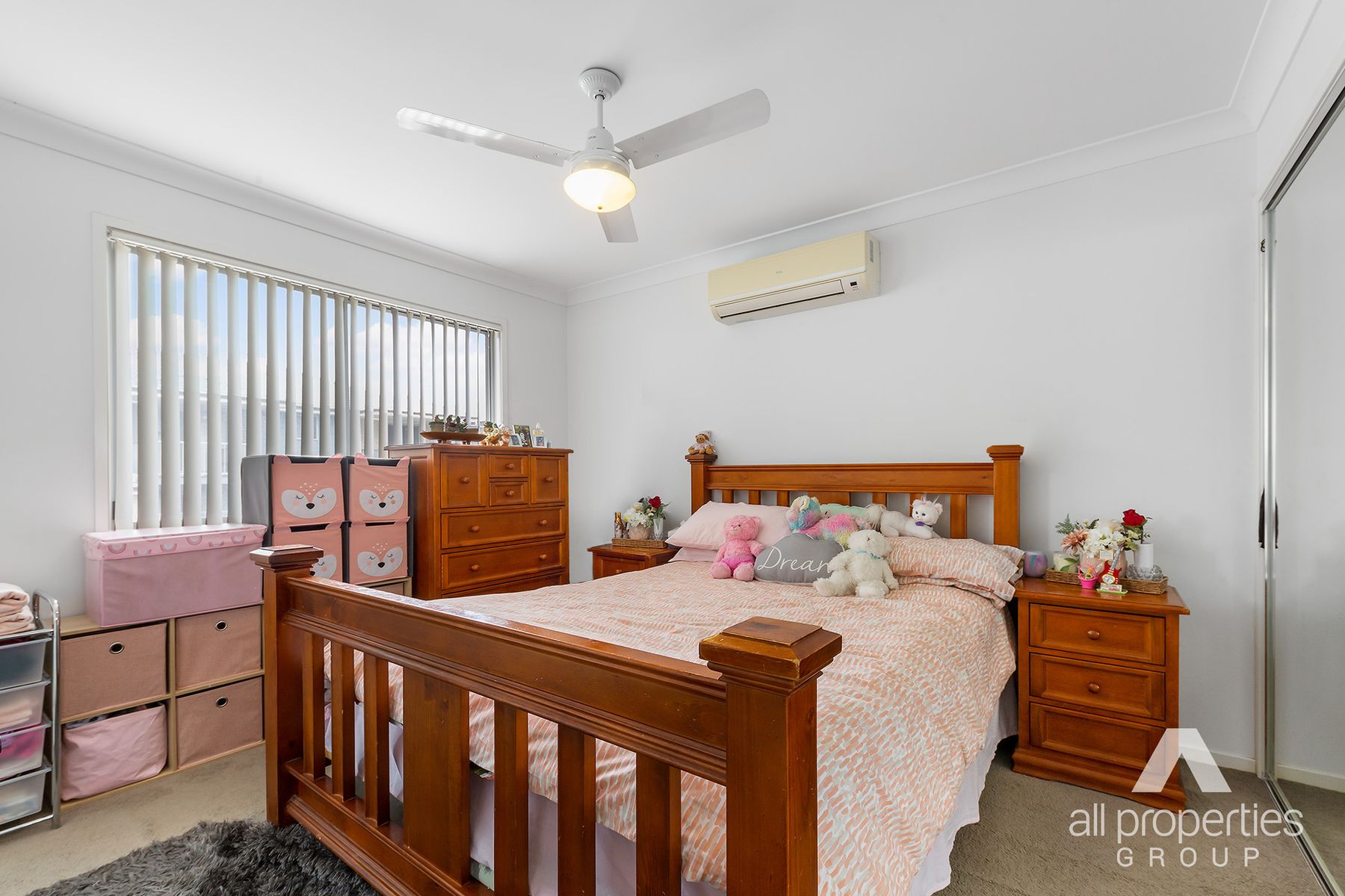 24/23, Hillcrest - Thumbnail 8