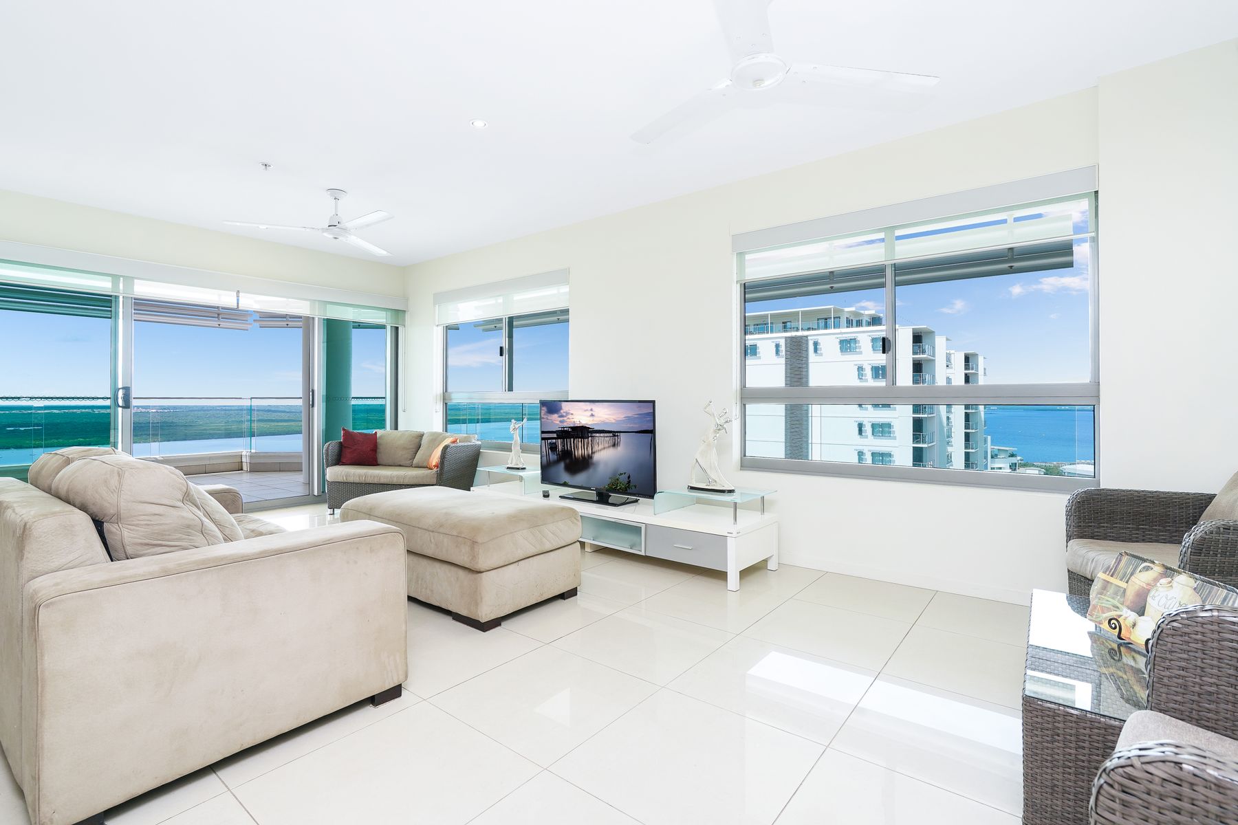 2506/43E Knuckey Street, Darwin City, NT 0800, Darwin City - Thumbnail 3