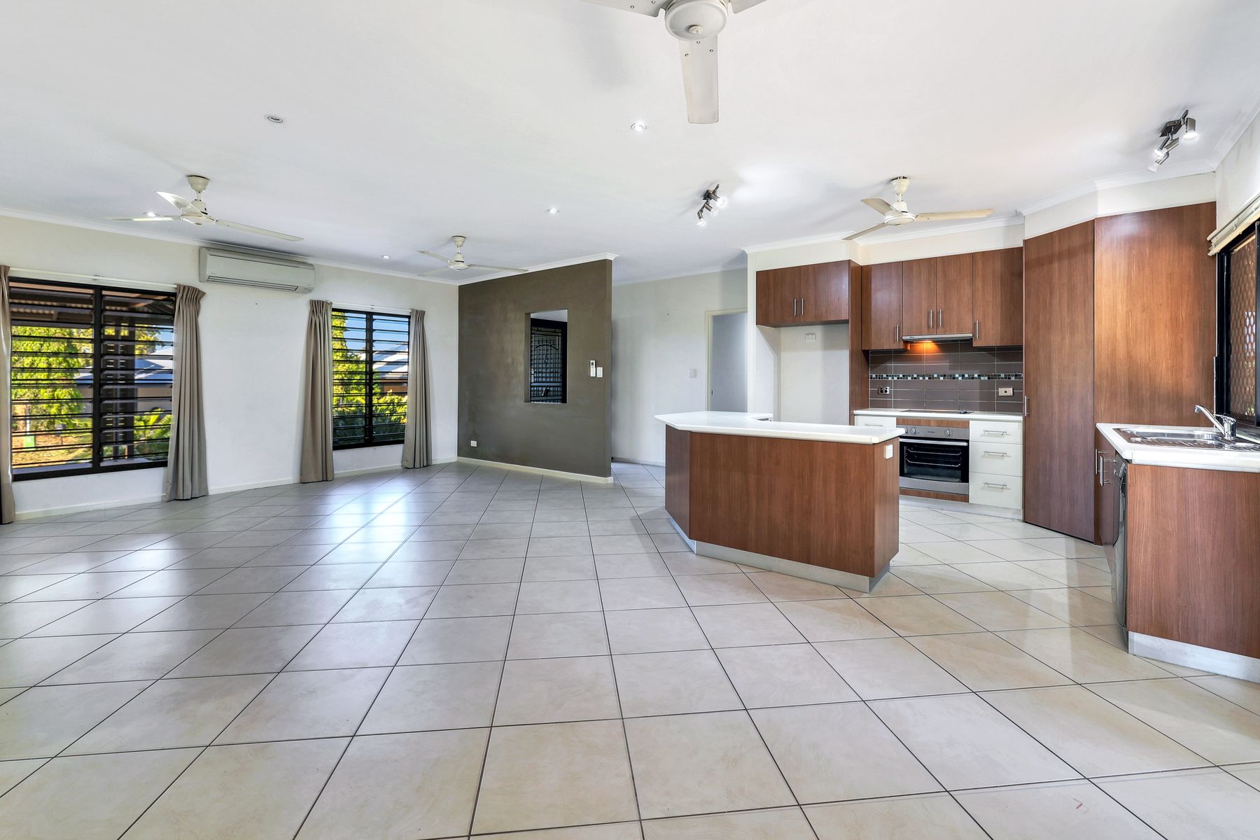28 Bryden Street, Rosebery NT 0832, Rosebery - Thumbnail 4
