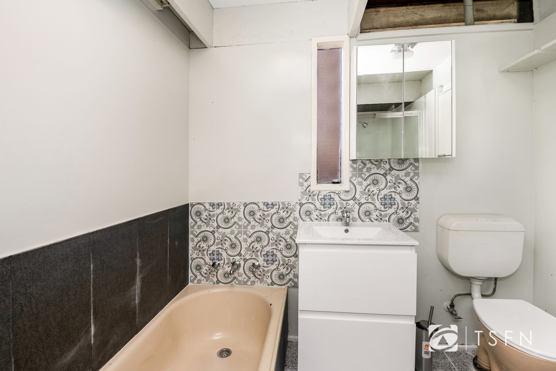1/604 Napier Street, Epsom VIC 3551, Epsom - Thumbnail 4
