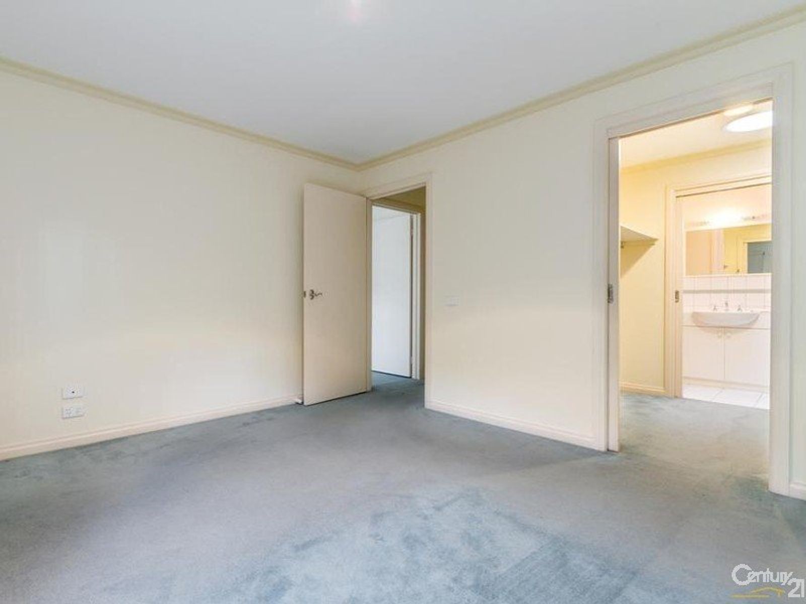 10/35, Burwood East - Thumbnail 5