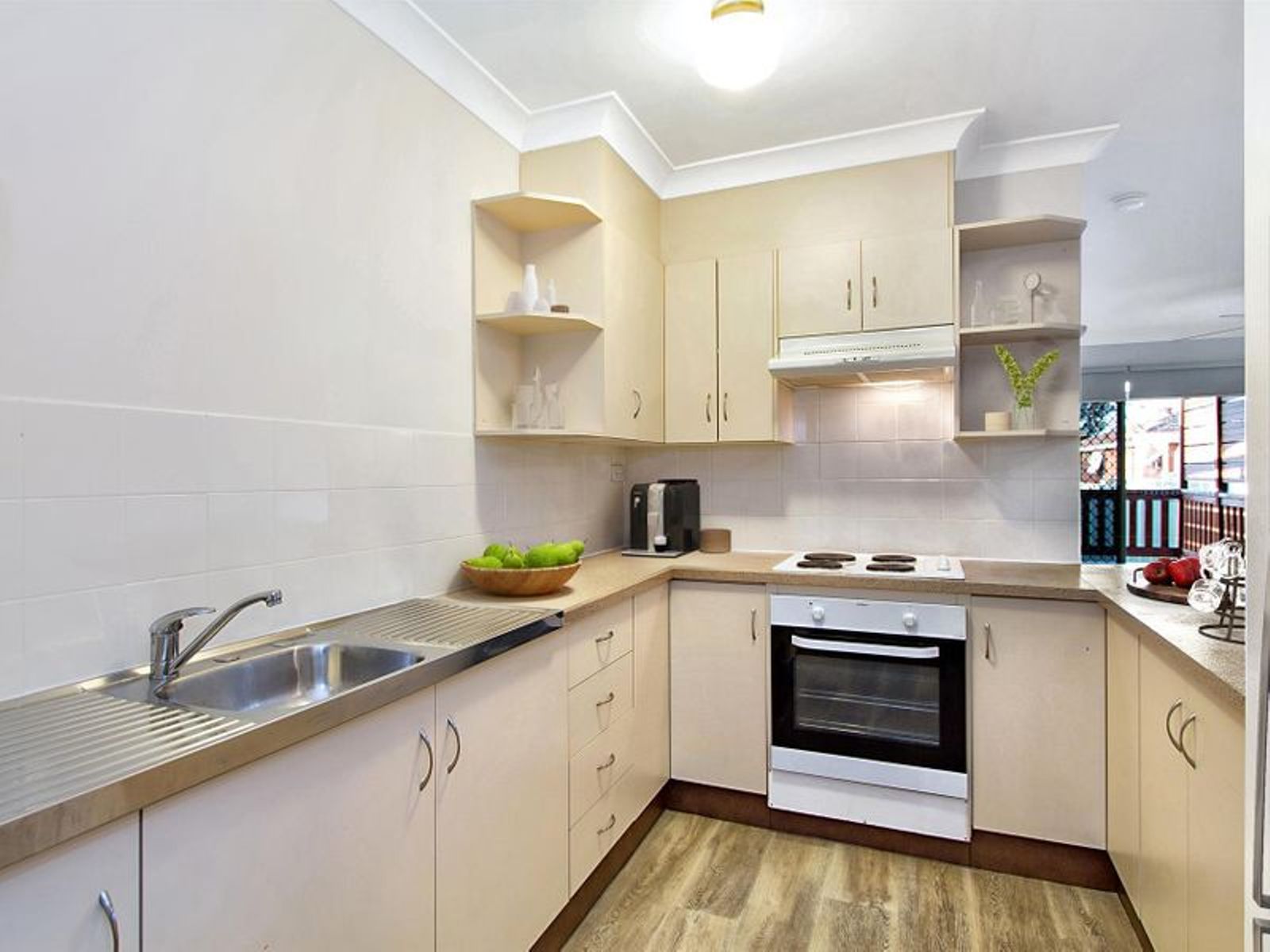 14/14A Stapley Street (enter via Clemson) Street, Kingswood - Thumbnail 8