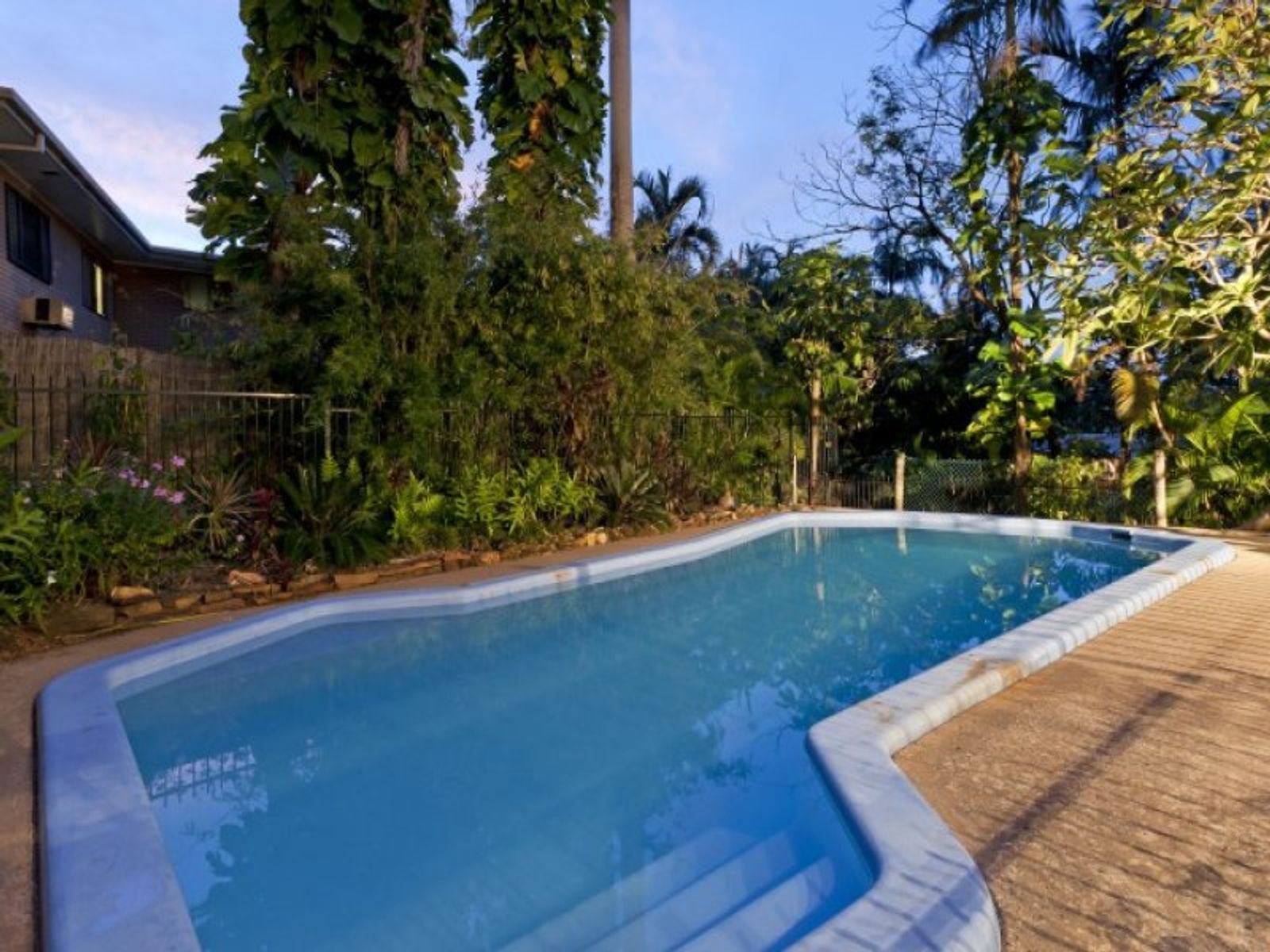 17 Eden Street, Stuart Park NT 0820, Stuart Park - Thumbnail 2