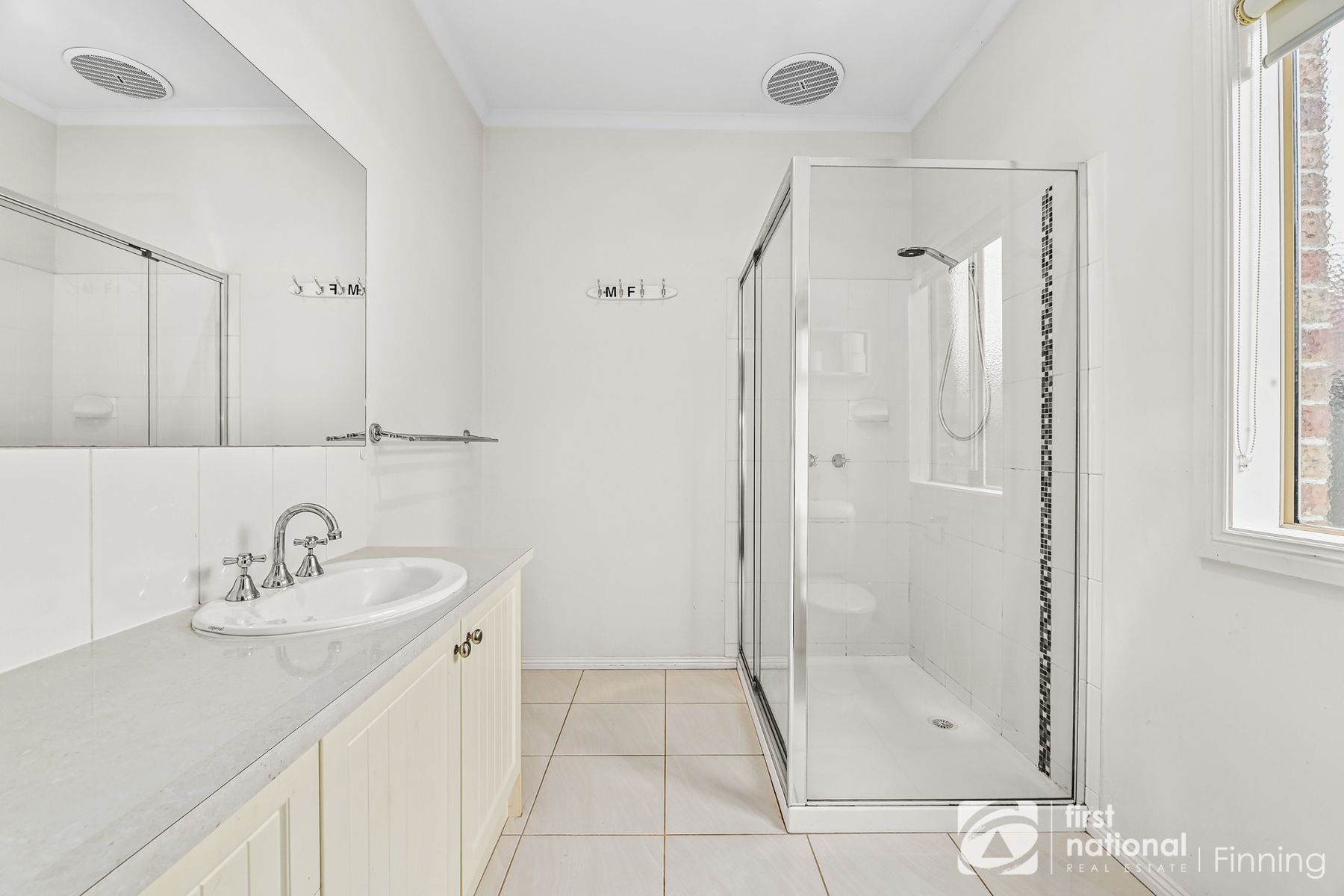 23 Carey Crescent, Pakenham VIC 3810, Pakenham - Thumbnail 4