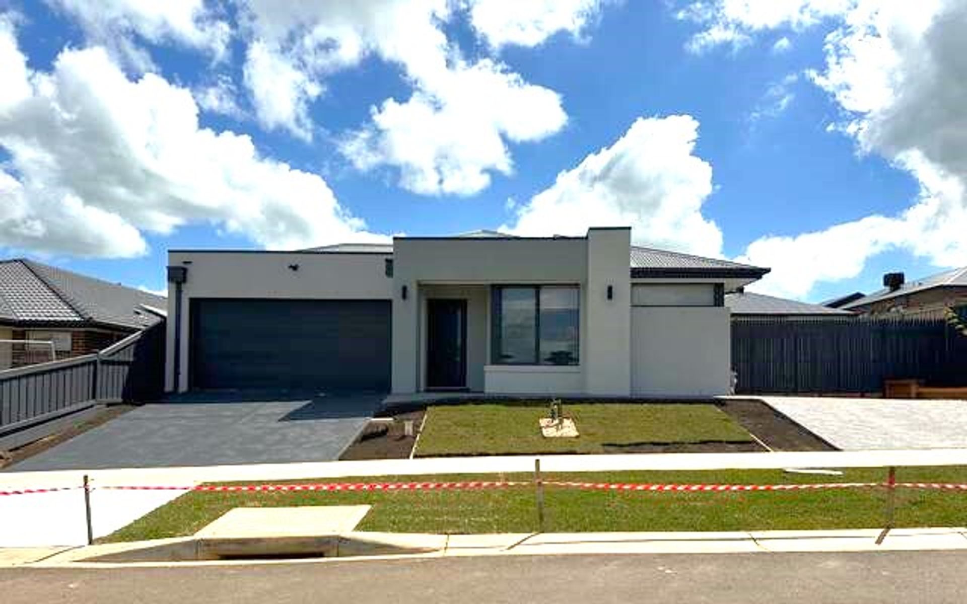 6 ROCKLEY AVENUE, Warragul VIC 3820, Warragul - Thumbnail 2