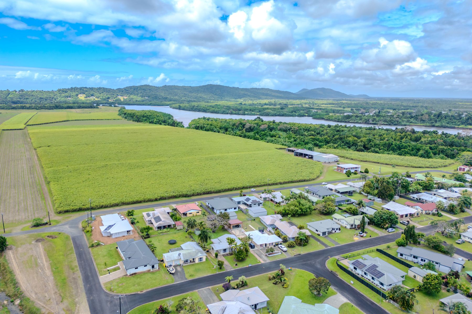 35 Ripple Street, Innisfail Estate QLD 4860, Innisfail Estate - Thumbnail 2