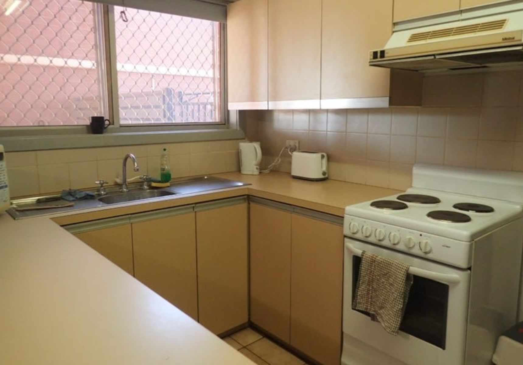 2/48 Kingsmill Street, Port Hedland WA 6721, Port Hedland - Thumbnail 2