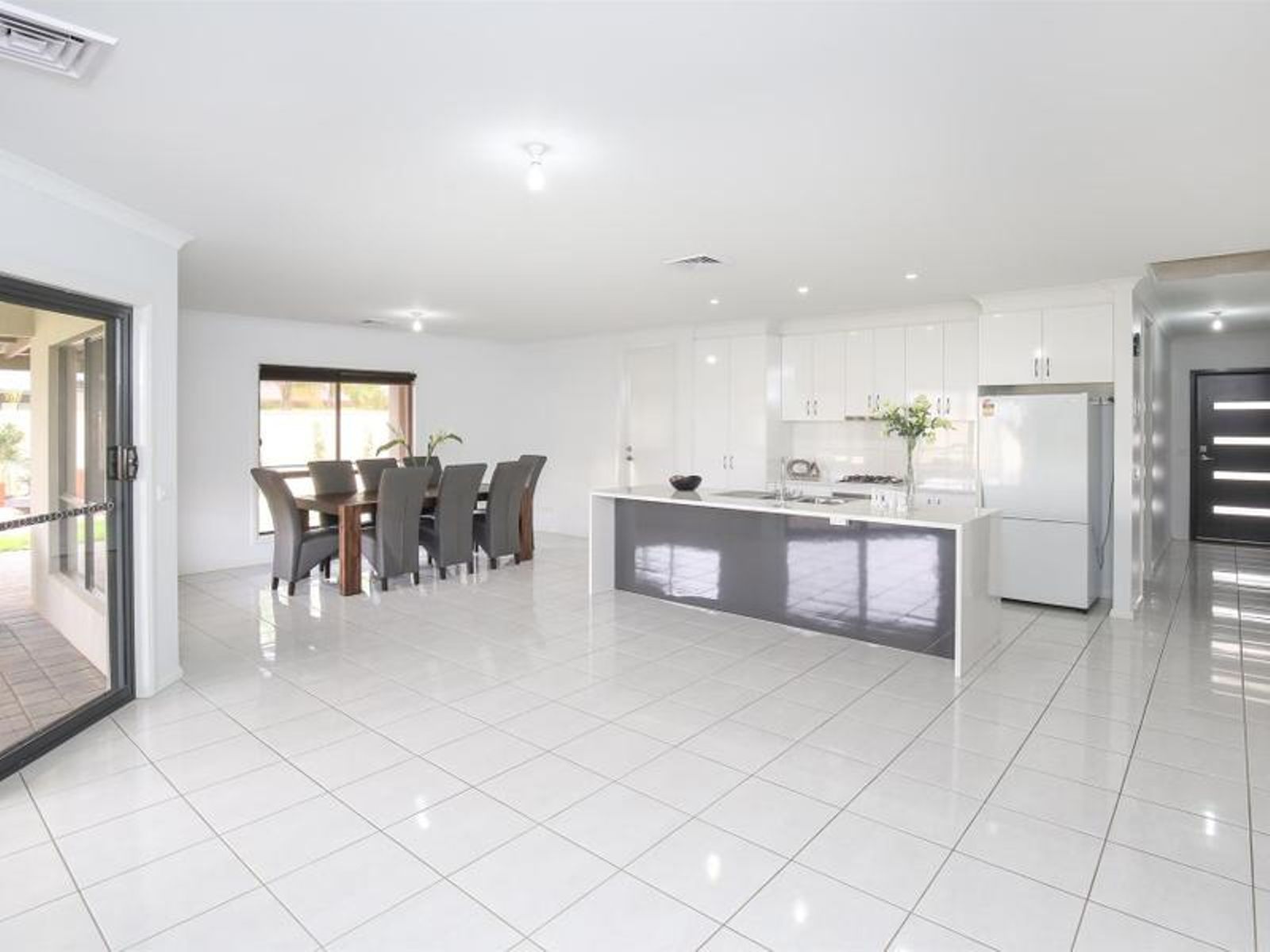 11 Bozzi Court, Mildura - Thumbnail 7