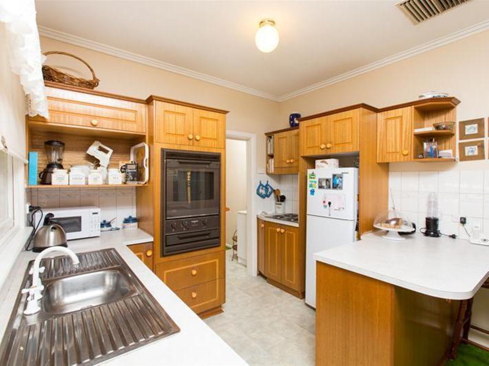 257 Cureton Avenue, Mildura - Thumbnail 2