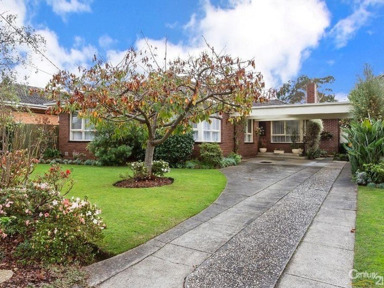 17 Saxon Street, Burwood East, VIC 3151, Burwood East - Thumbnail 2