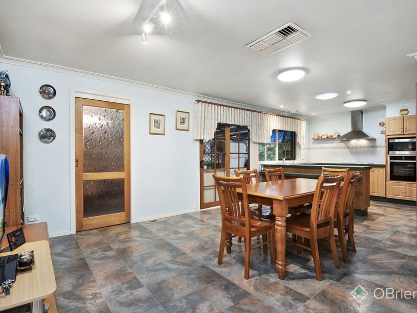 105 John Fawkner Drive, Endeavour Hills, VIC 3802, Endeavour Hills - Thumbnail 4