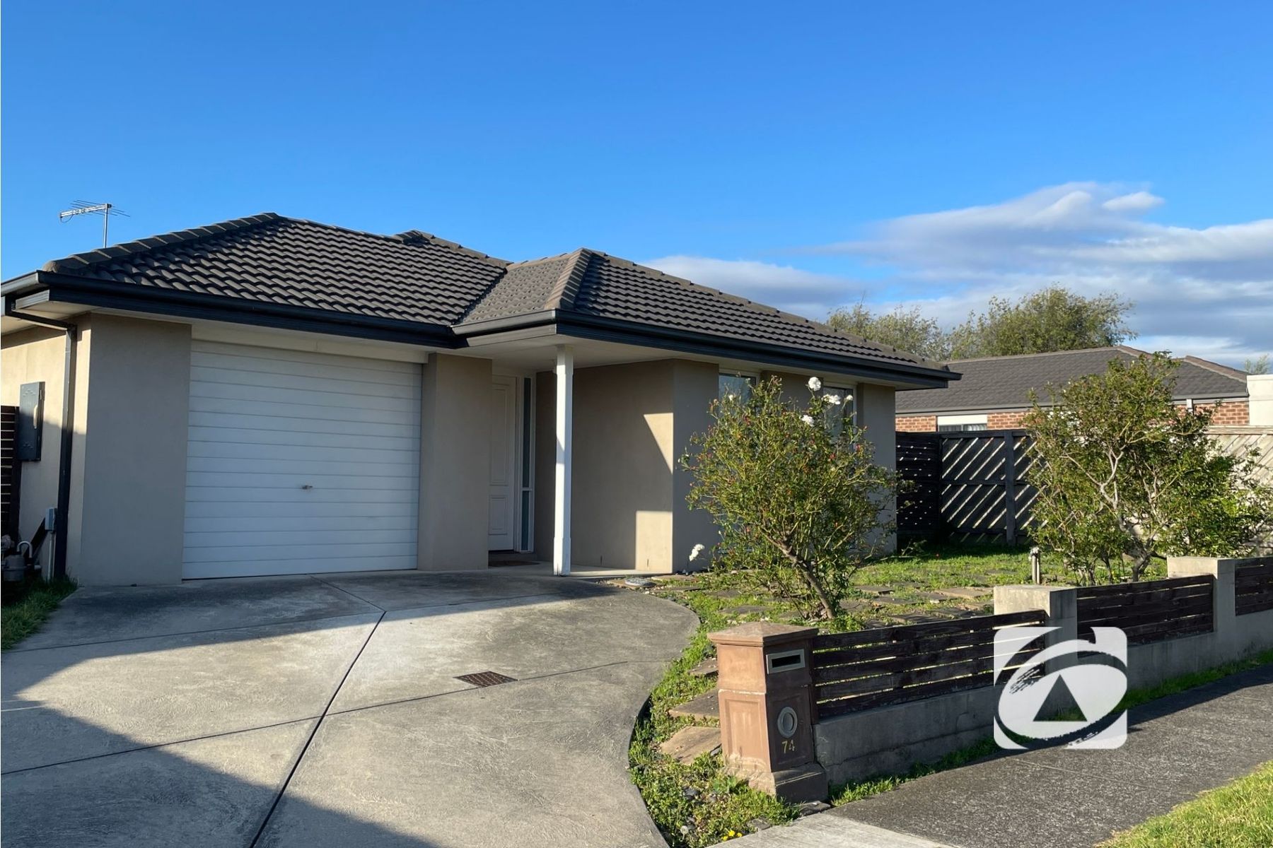 74 Golf Links Road, Berwick VIC 3806, Berwick - Thumbnail 2