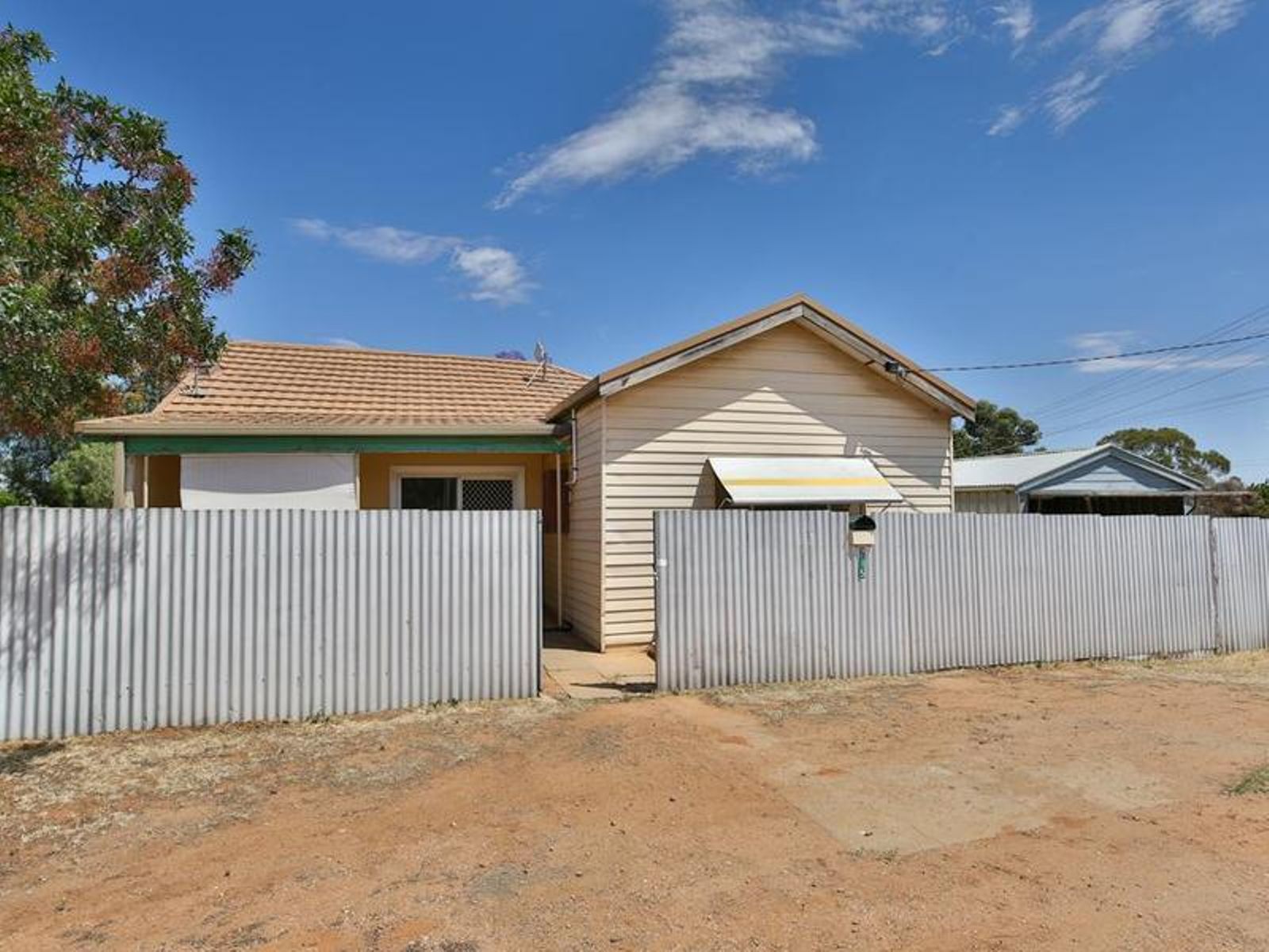 715 Woomera Avenue, Red Cliffs - Image 1