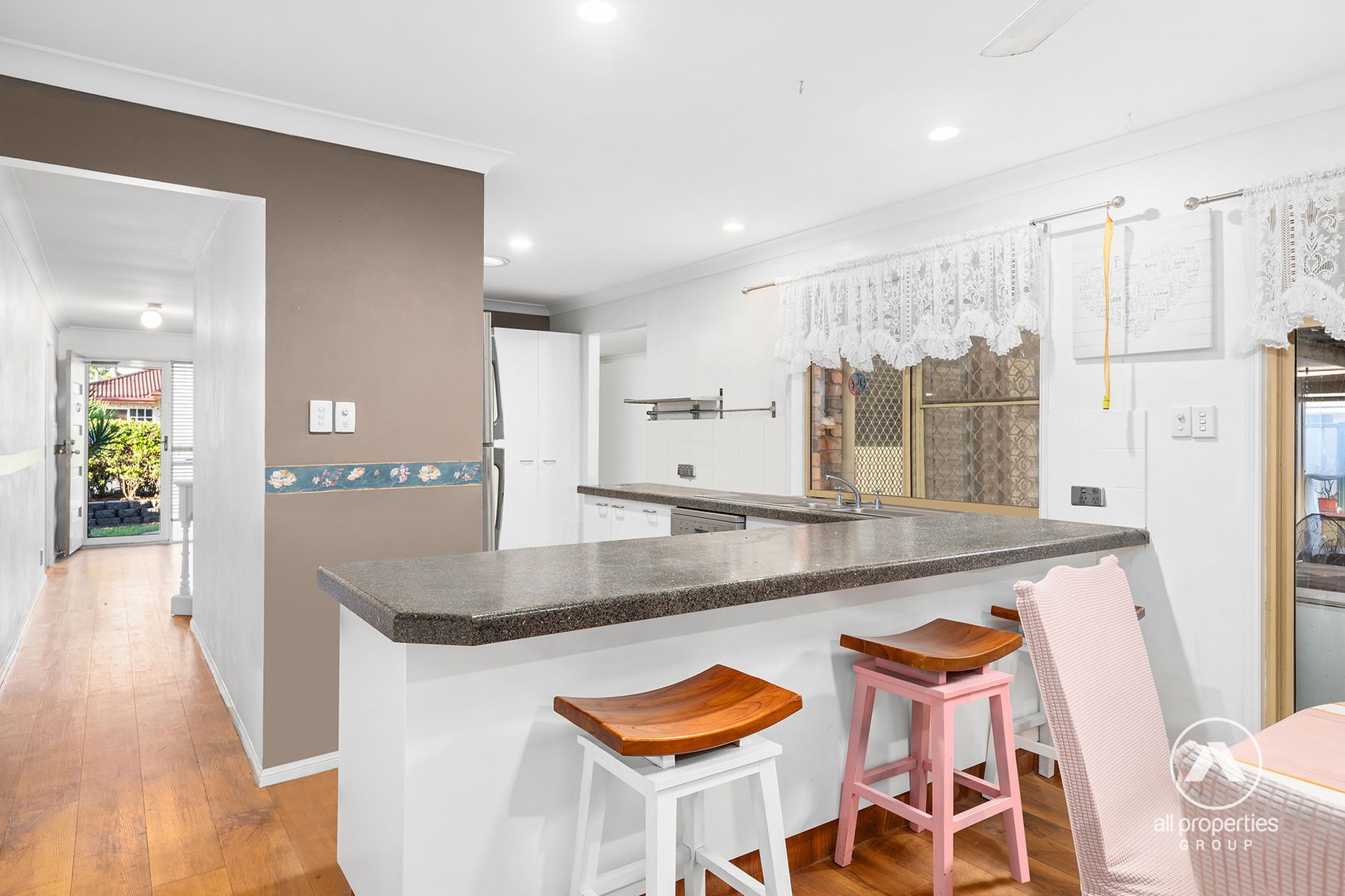 26 Aronia Court, Regents Park QLD 4118, Regents Park - Thumbnail 3