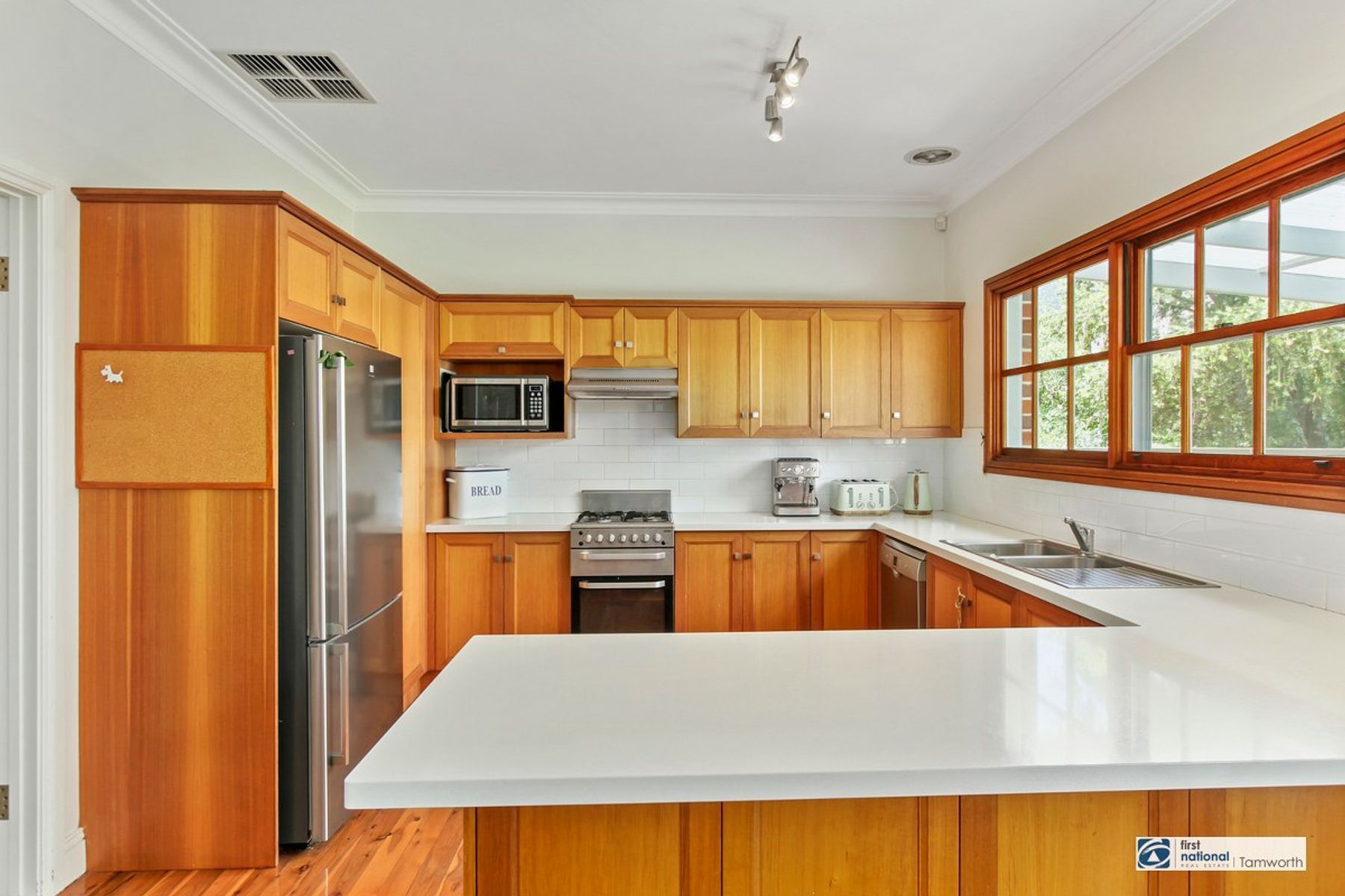 33 Roderick Street, Tamworth NSW 2340, Tamworth - Thumbnail 6