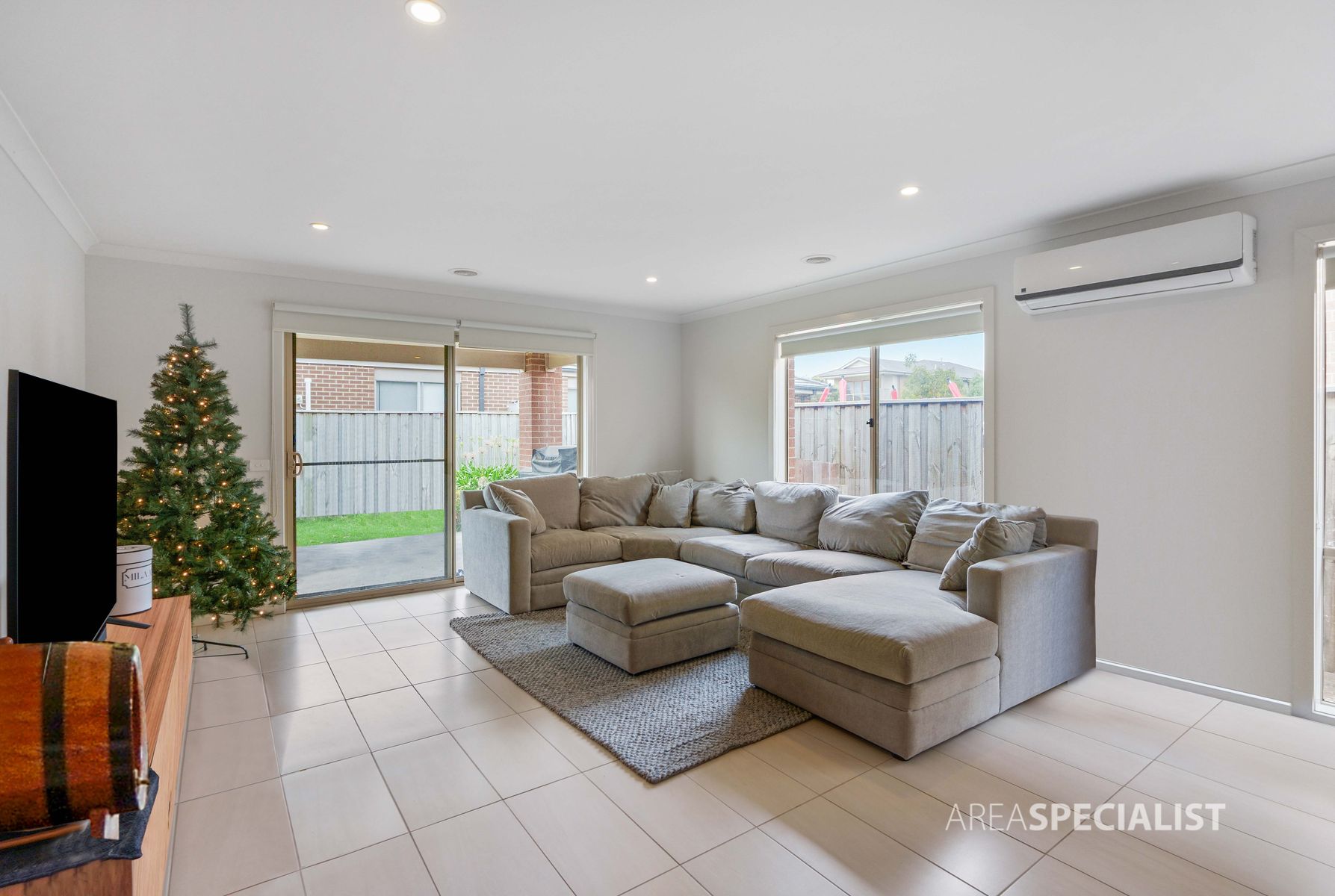 10 Attunga Grove, Werribee, VIC 3030, Werribee - Thumbnail 7
