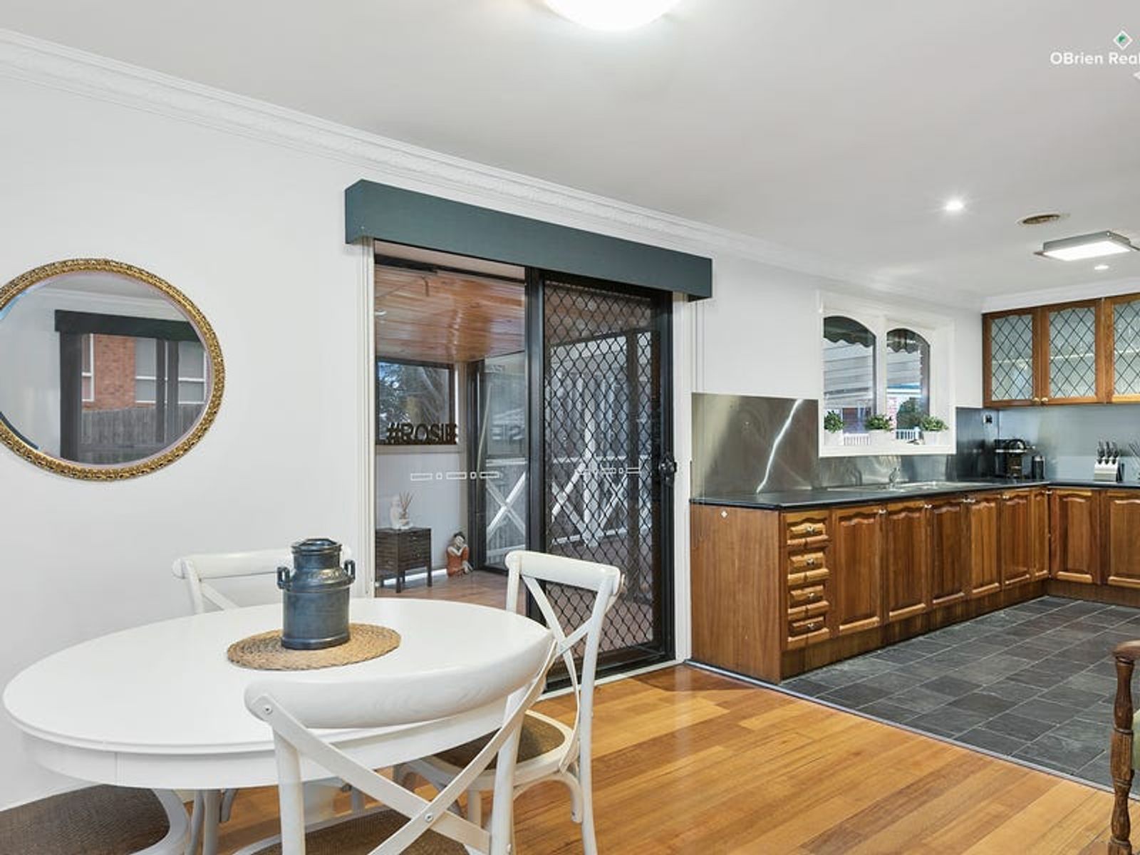 9 Knight Court, Endeavour Hills, VIC 3802, Endeavour Hills - Thumbnail 4
