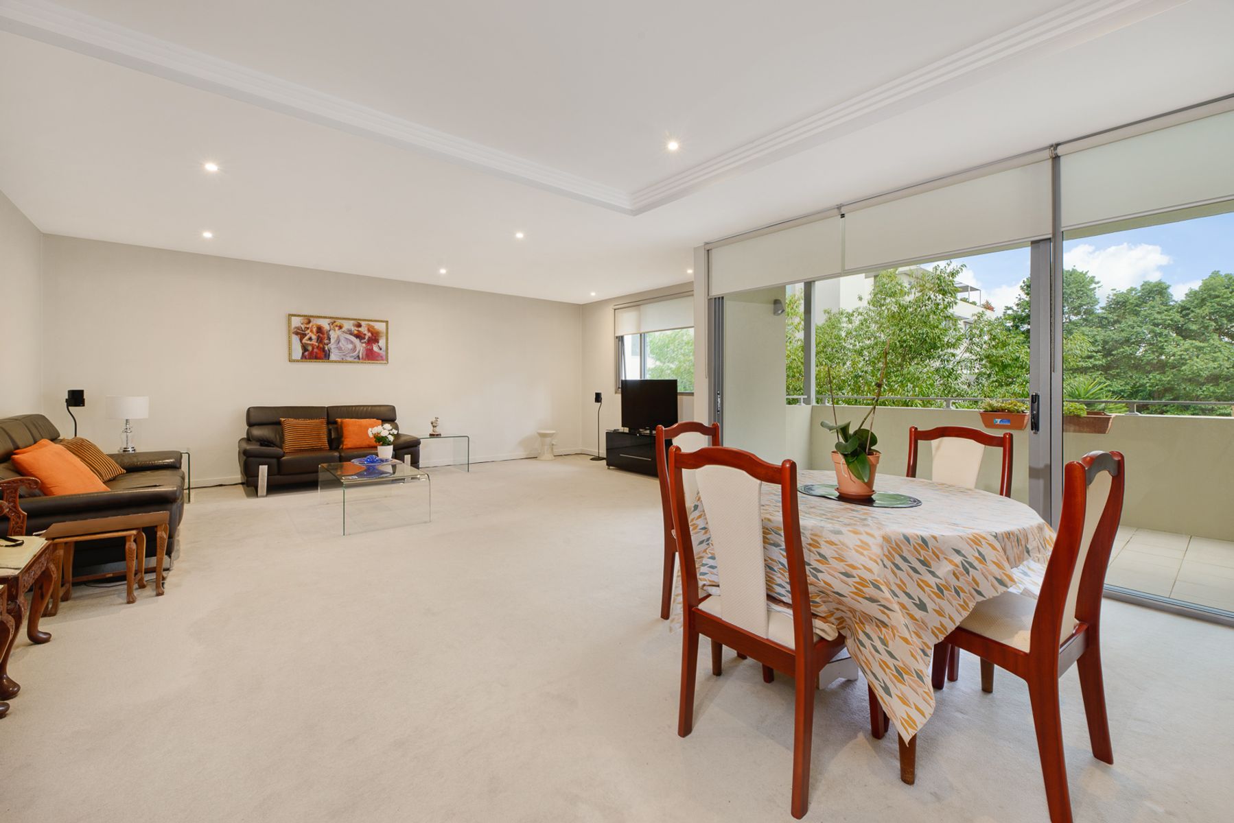 302/2A Eulbertie Avenue, Warrawee NSW 2074 - Image 1