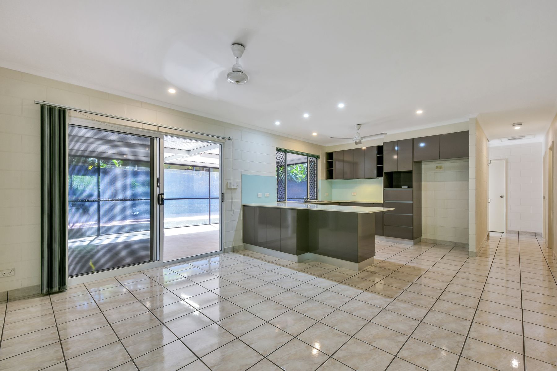 19 Dunbar Street, Gray NT 0830, Gray - Thumbnail 4