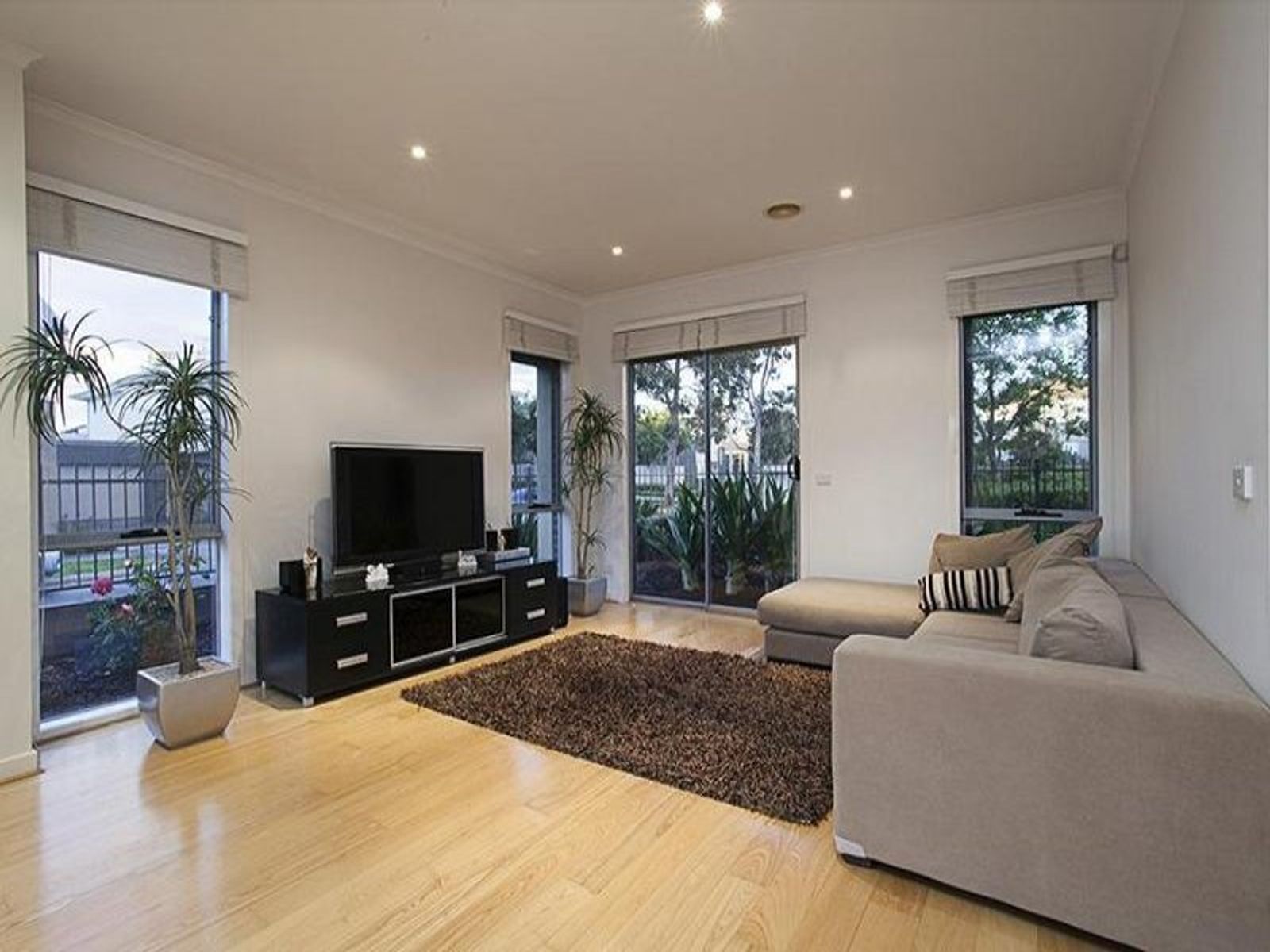 32 Ringtail Street, Maidstone - Thumbnail 2