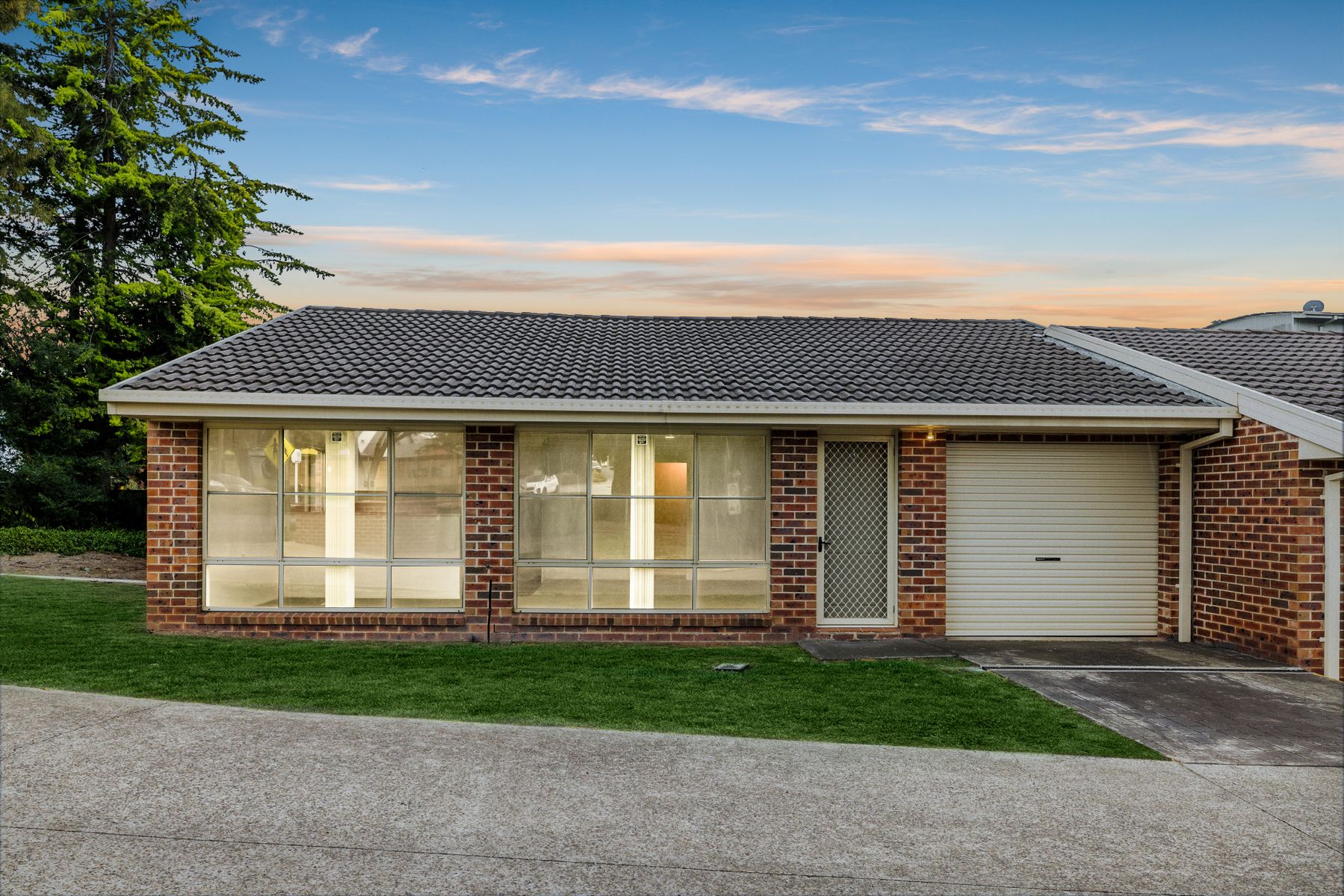 1/157-159 Uriarra Road, Queanbeyan - Thumbnail 2