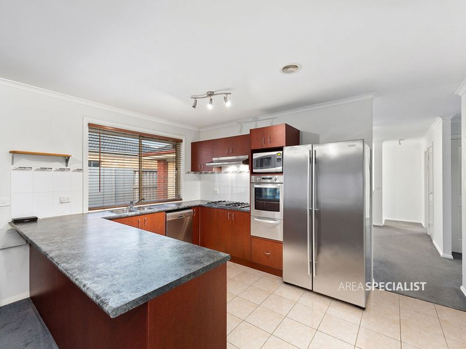 13 Broadleaf Way, Cranbourne, VIC 3977, Cranbourne - Thumbnail 5
