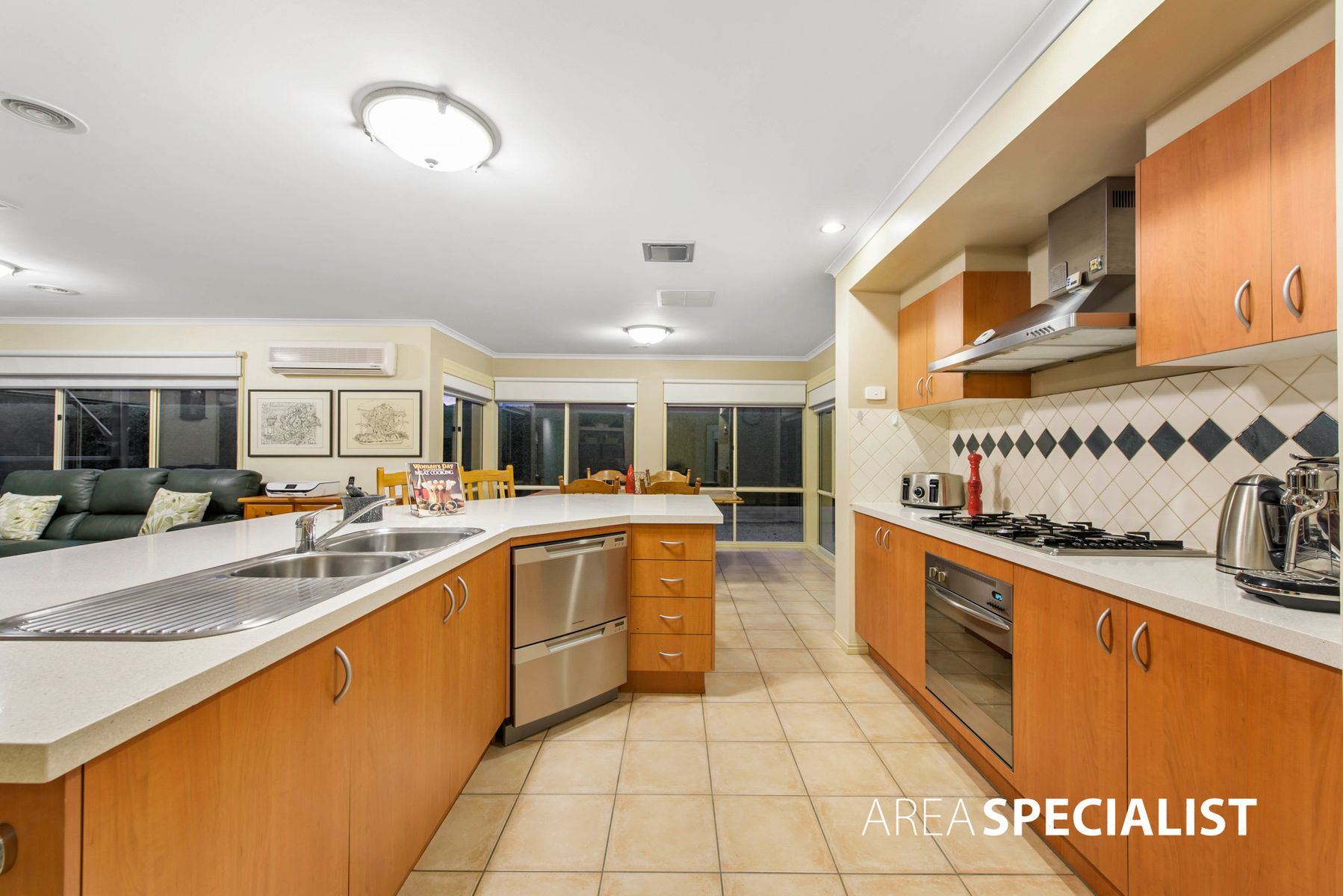 5 Cathedral Ct, Tarneit (13)
