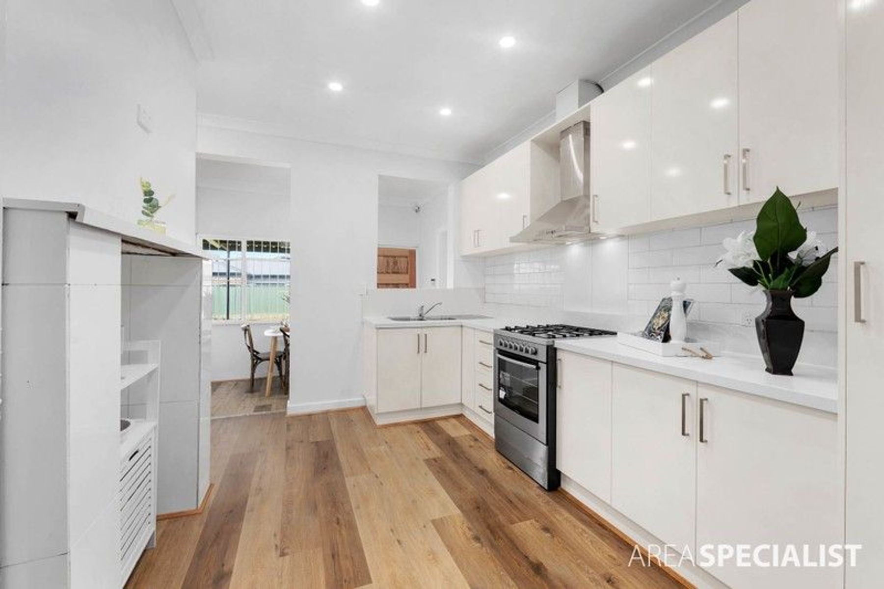 303 Main Road East, St Albans, St Albans - Thumbnail 7