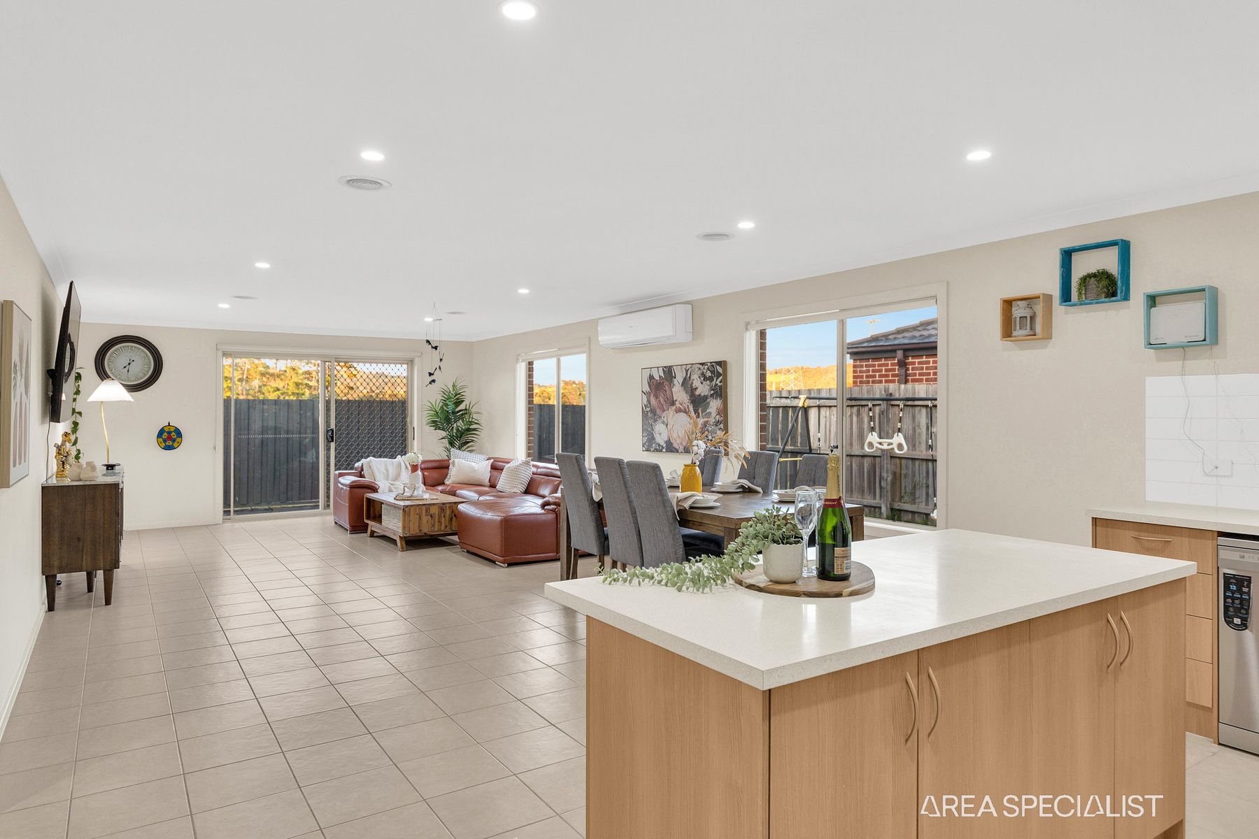 47 MELISSA WAY, Pakenham, VIC 3810, Pakenham - Thumbnail 5