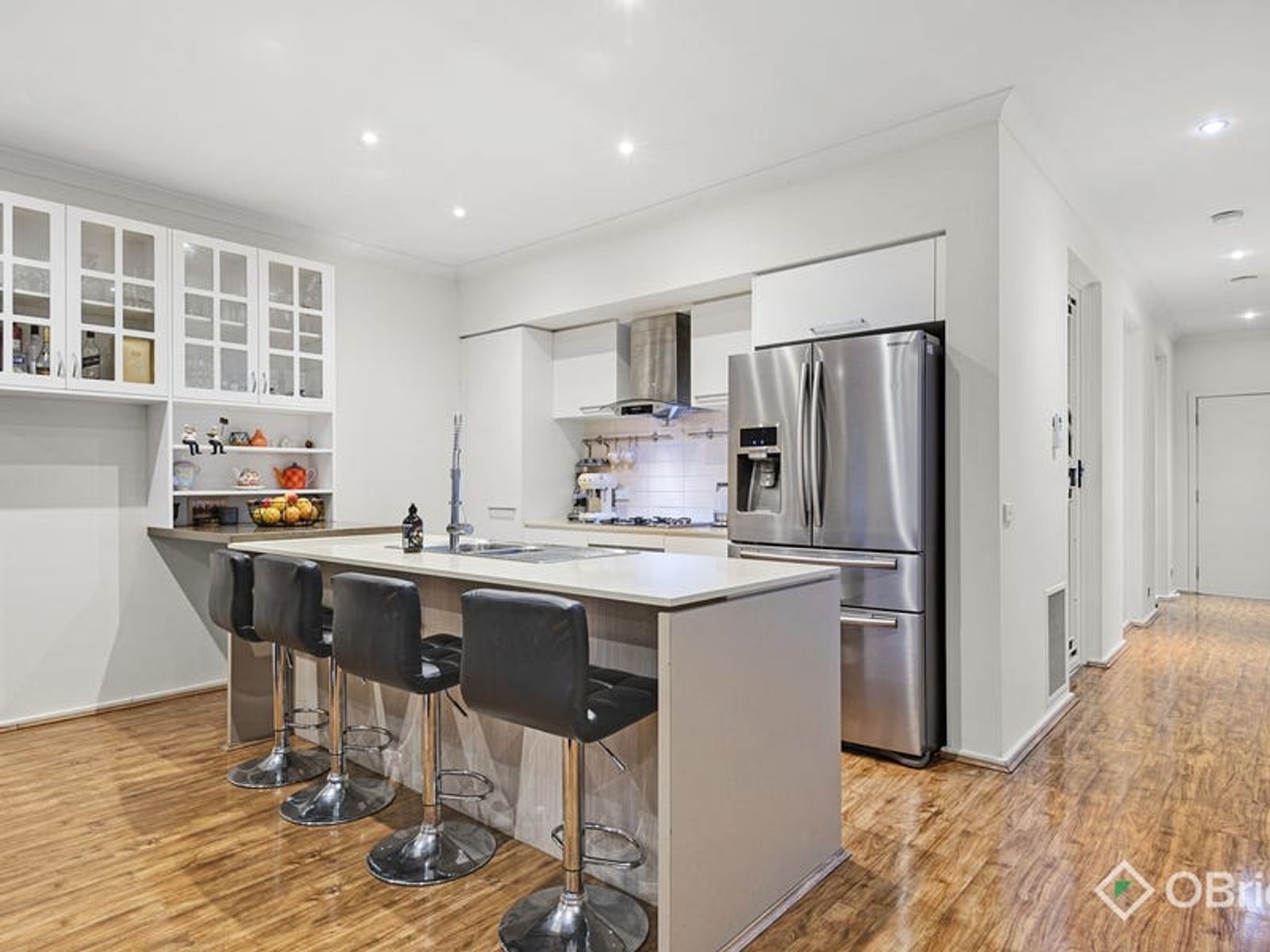 41 Barrier Reef Circuit, Endeavour Hills, VIC 3802, Endeavour Hills - Thumbnail 2