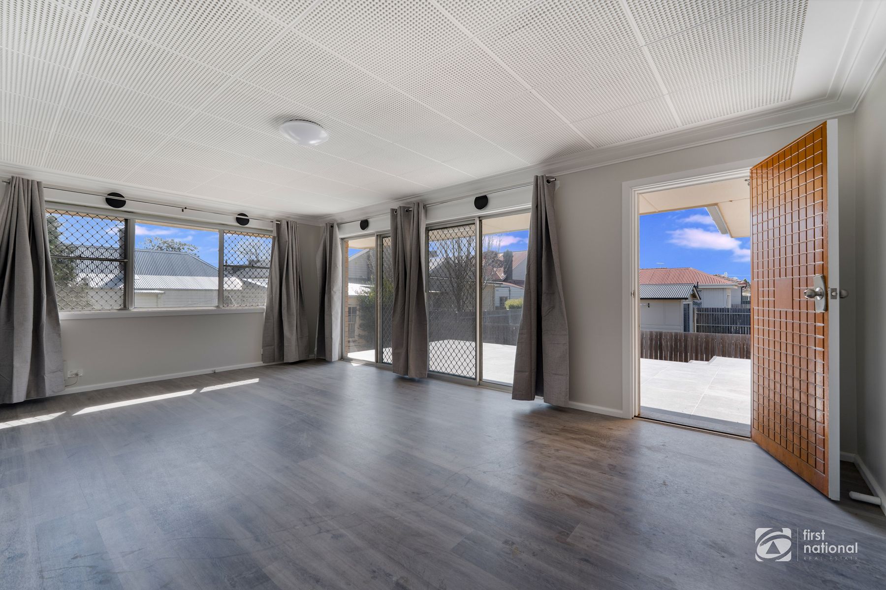 1/94B Beardy Street, Armidale NSW 2350, Armidale - Thumbnail 2