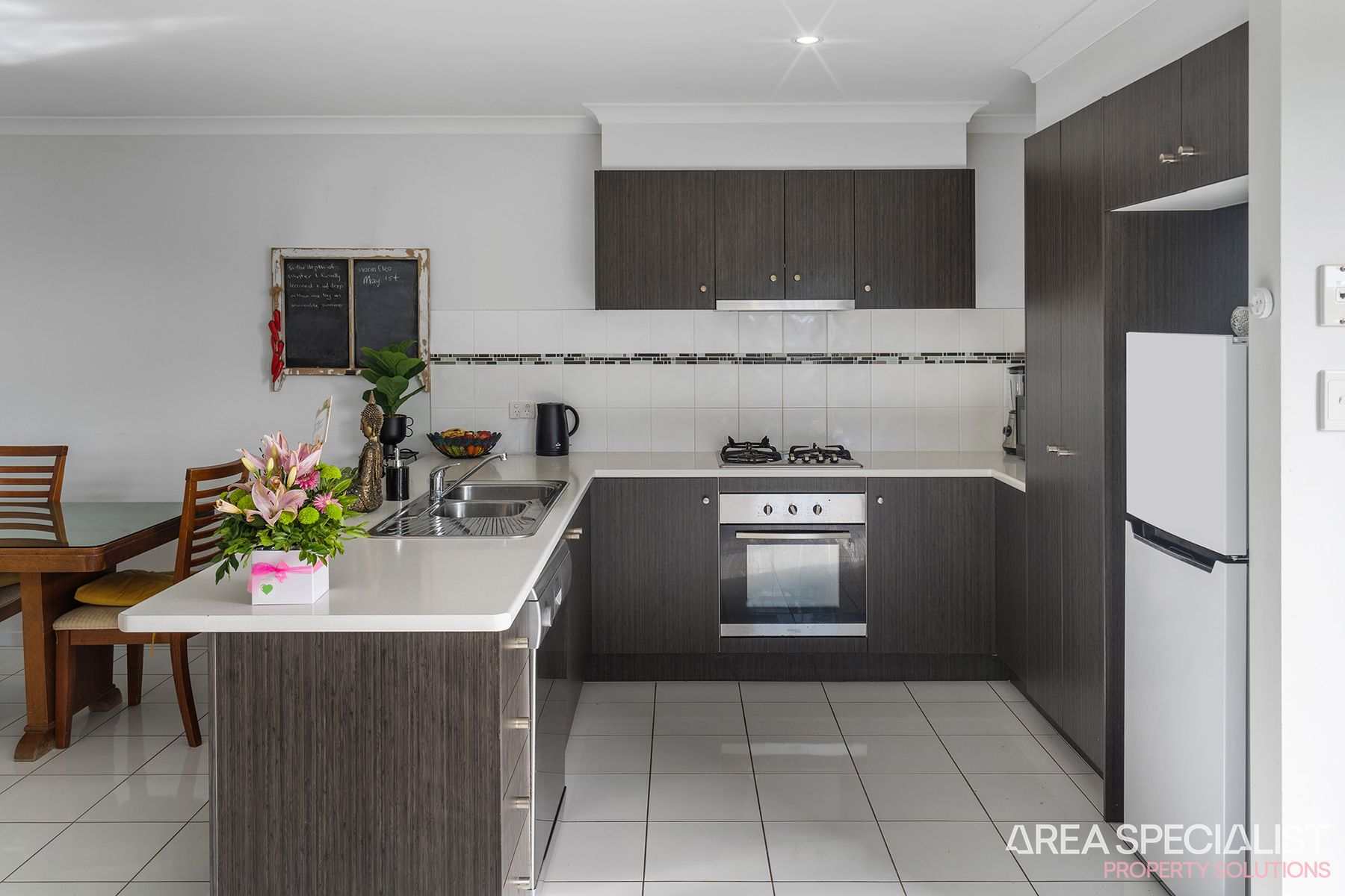 9B Oakvale Avenue, Holmview, QLD 4207, Holmview - Thumbnail 5