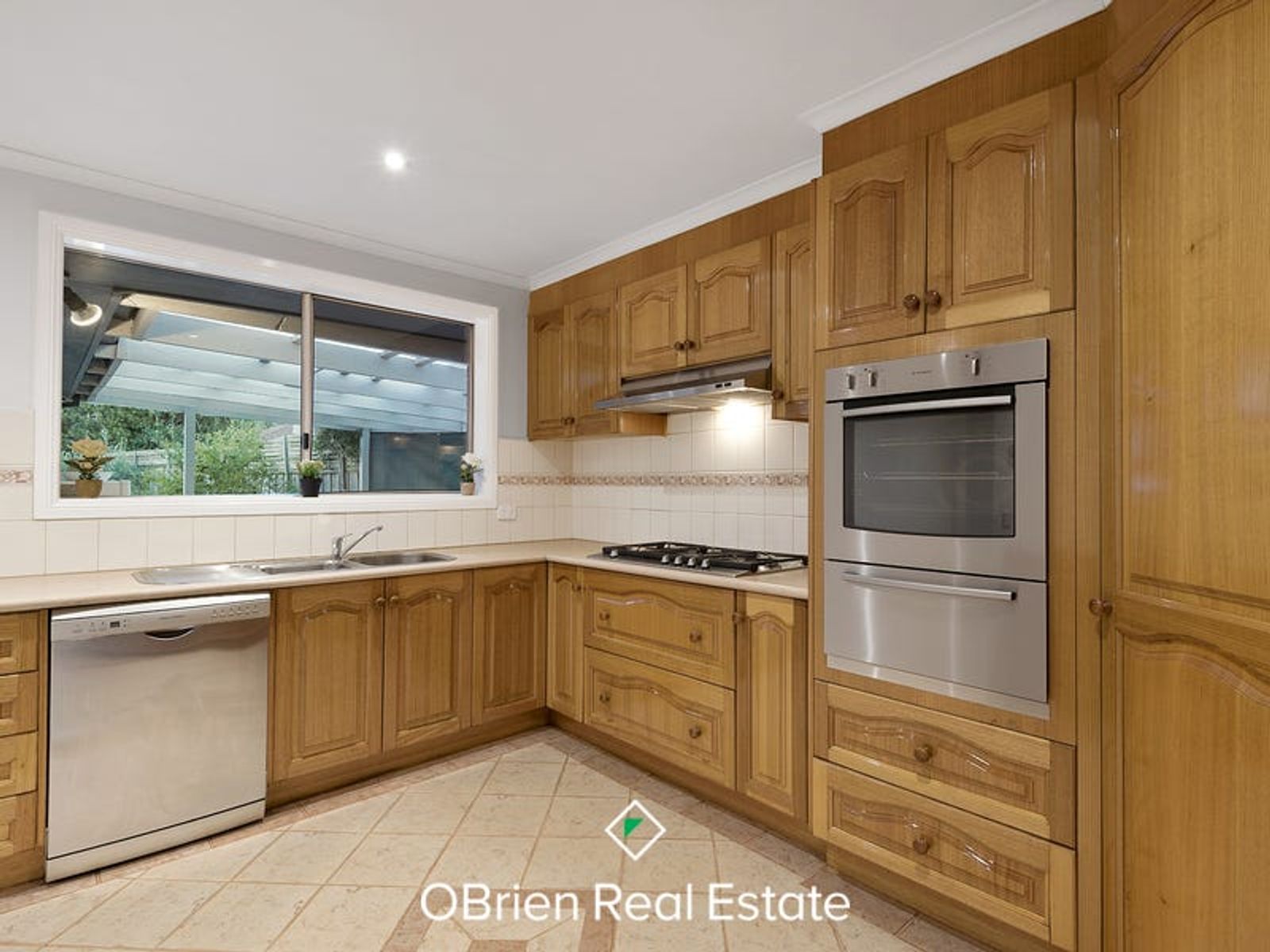 2 Bittern Drive, Endeavour Hills, VIC 3802, Endeavour Hills - Thumbnail 3