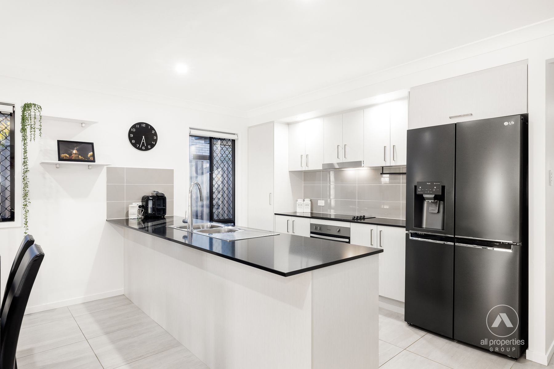 8 Notlob Court, Greenbank QLD 4124, Greenbank - Thumbnail 2