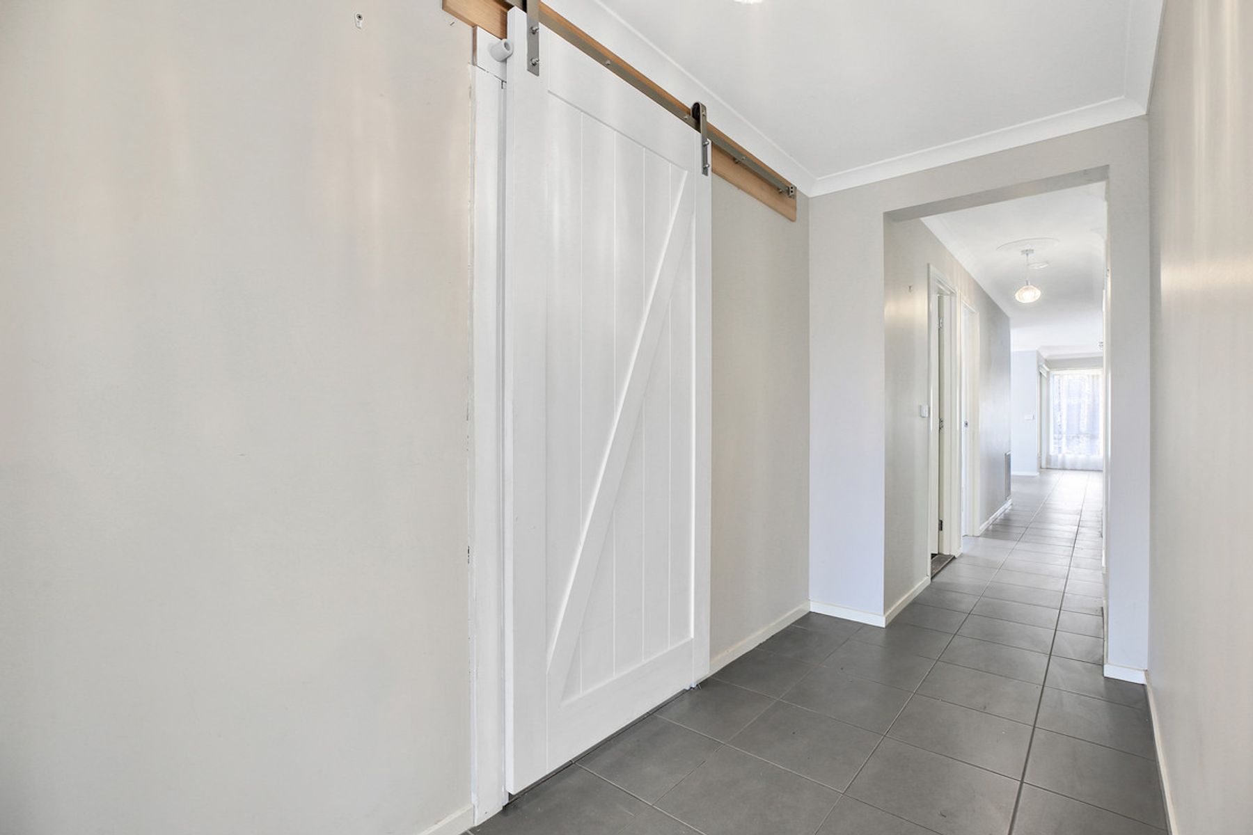 81 Victoria Street, Warragul, VIC 3820, Warragul - Thumbnail 5