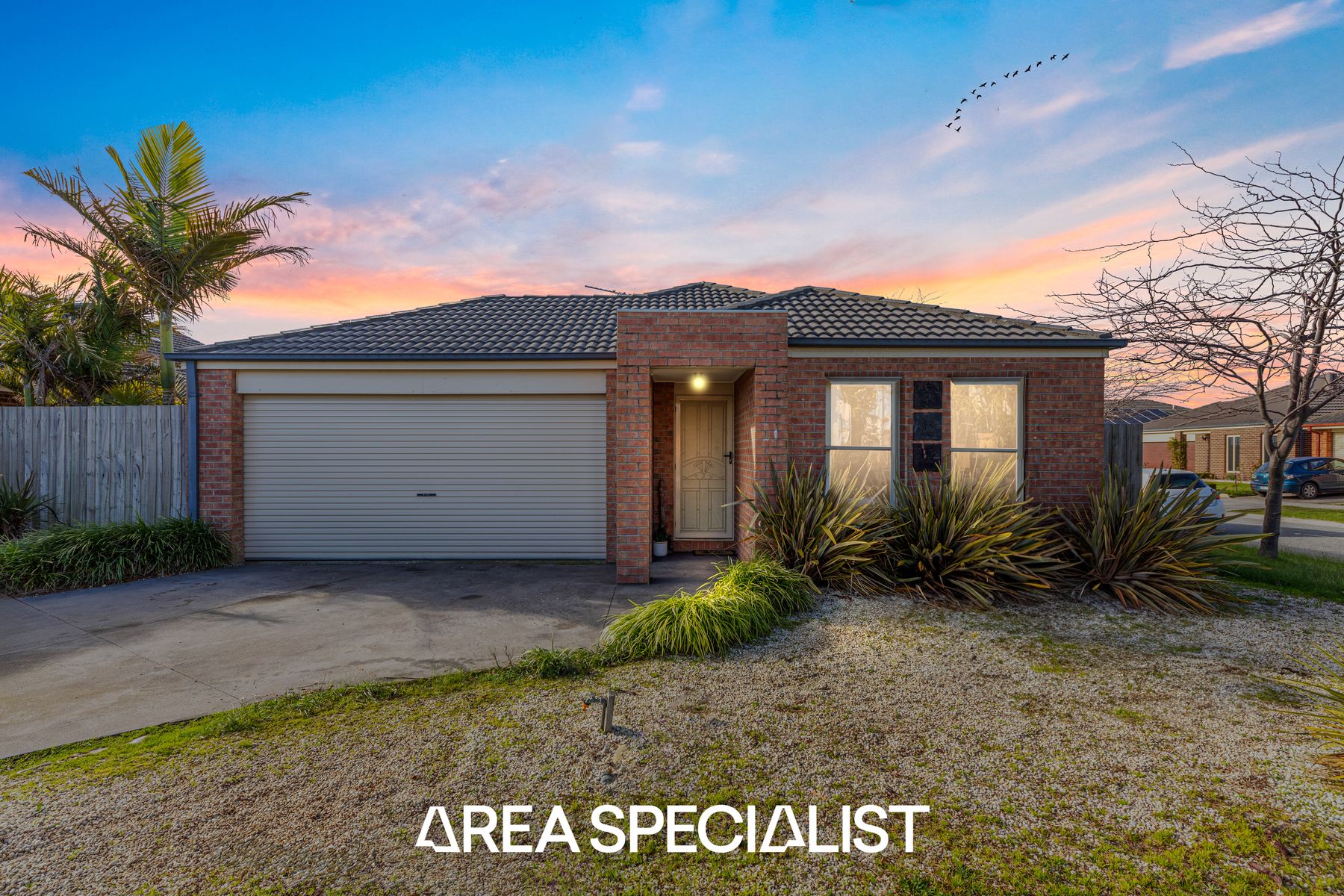 12 Red Gum Circuit, Pakenham, VIC 3810, Pakenham - Thumbnail 2