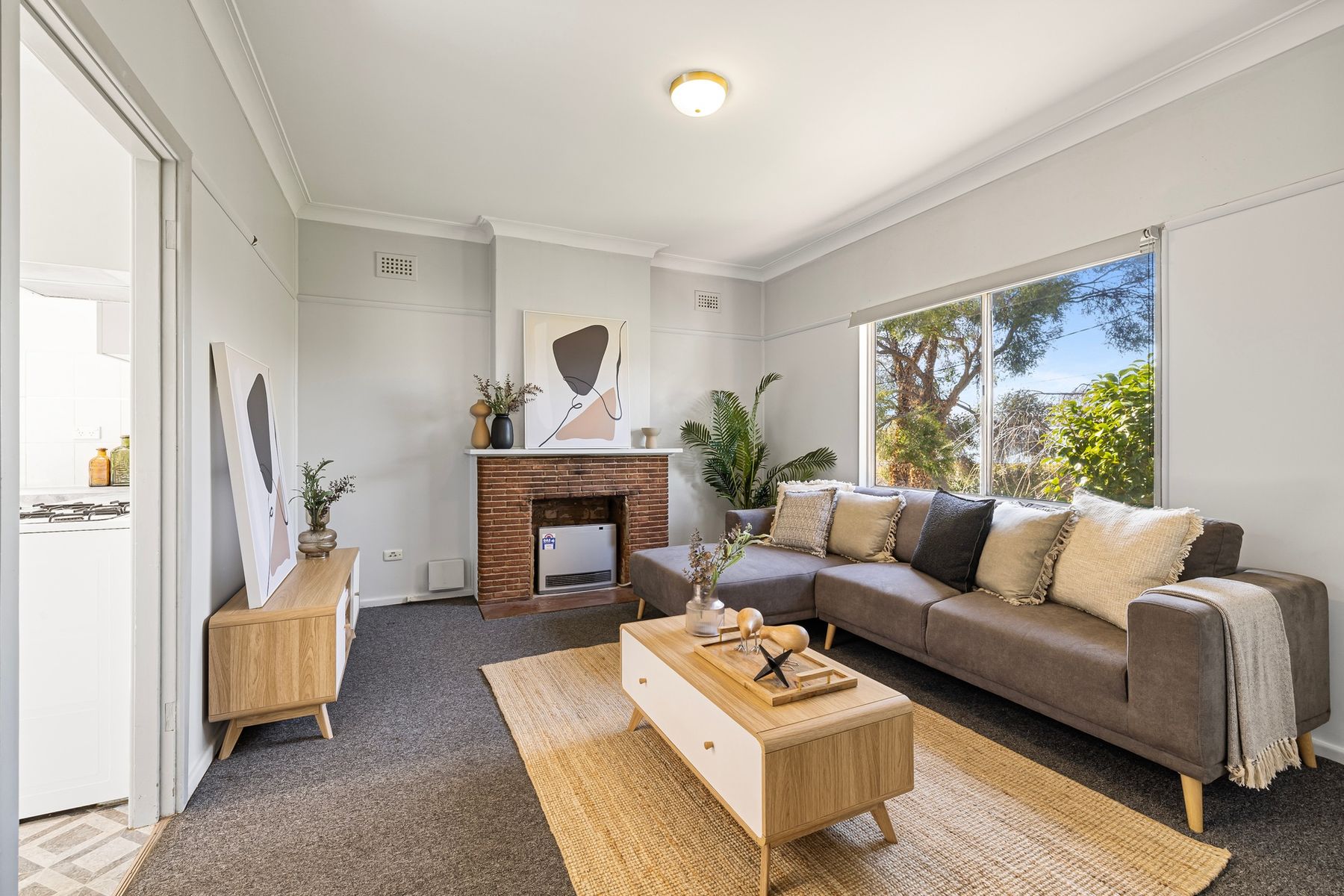 49 The Crescent, Queanbeyan - Thumbnail 4