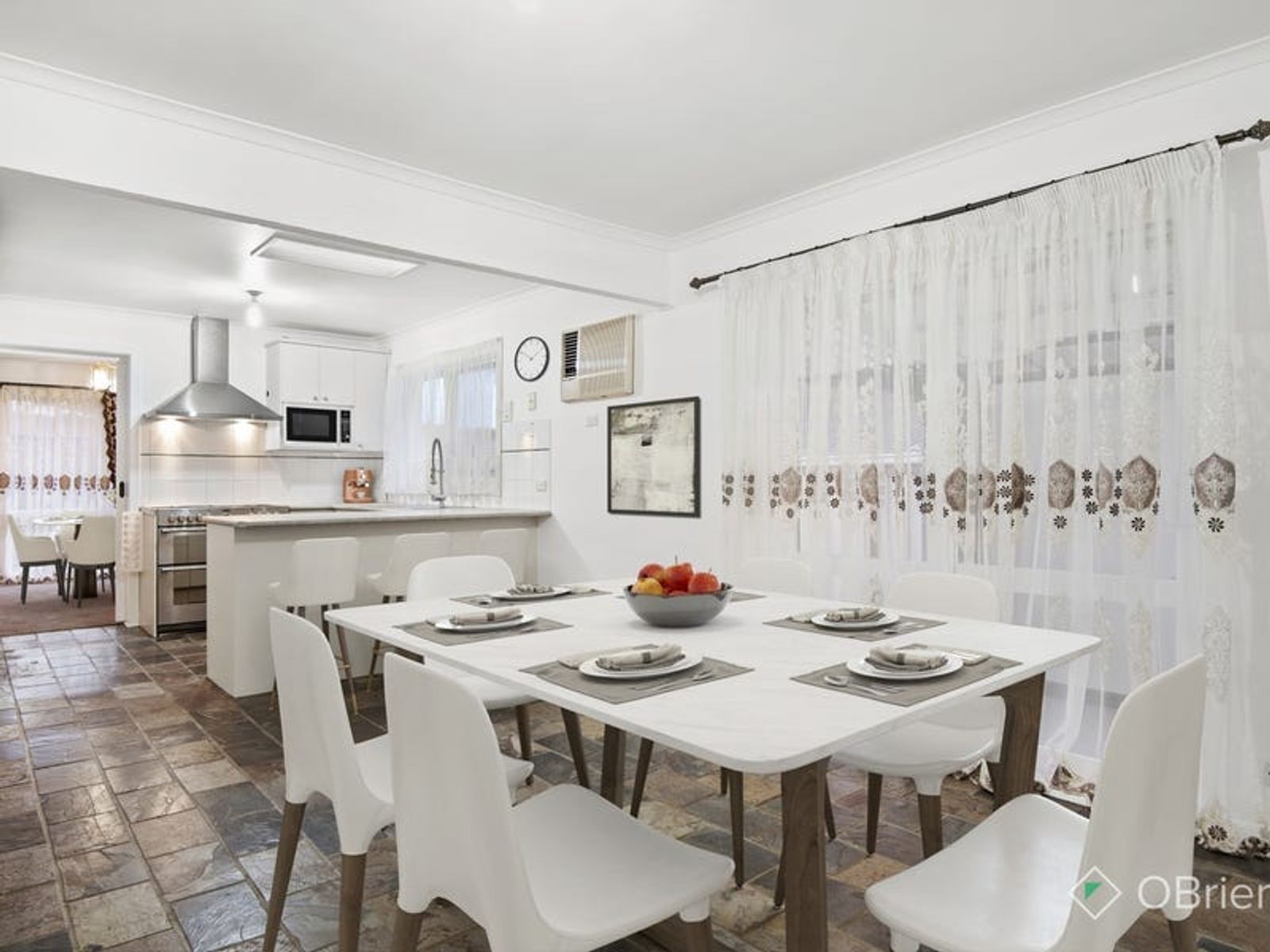 12 Lauriston Drive, Endeavour Hills, VIC 3802, Endeavour Hills - Thumbnail 4