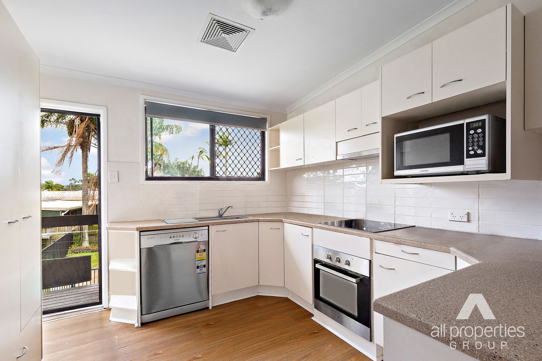 5 Ascot Drive, Loganholme QLD 4129, Loganholme - Thumbnail 2