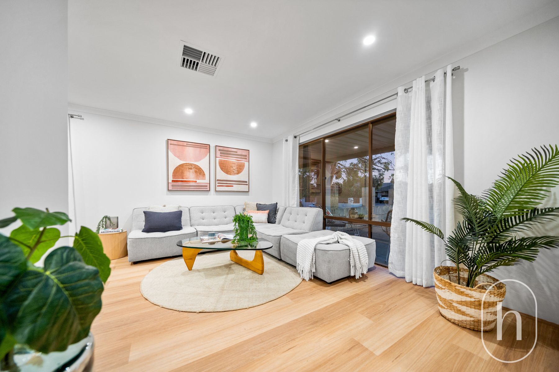 43 Tasman Rd, Beldon 11
