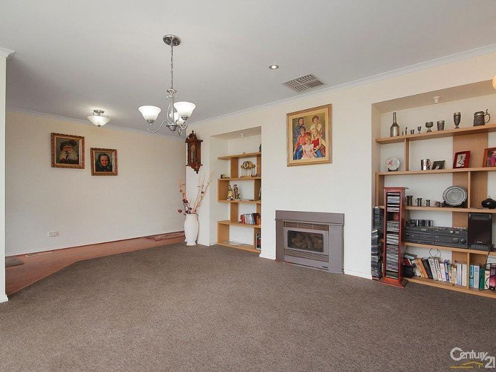 7 Cardiff Grove, Cranbourne East - Thumbnail 5