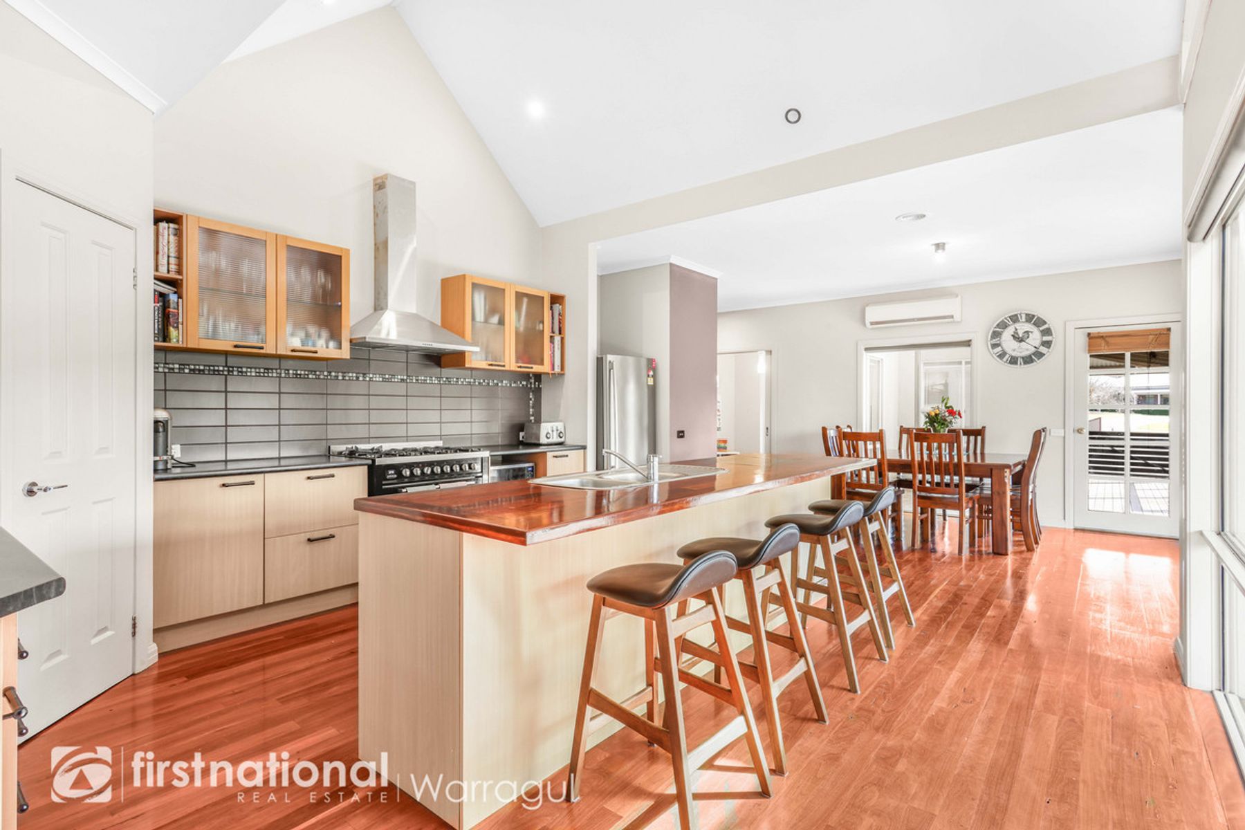 60 Martin Court, Warragul, VIC 3820, Warragul - Thumbnail 2