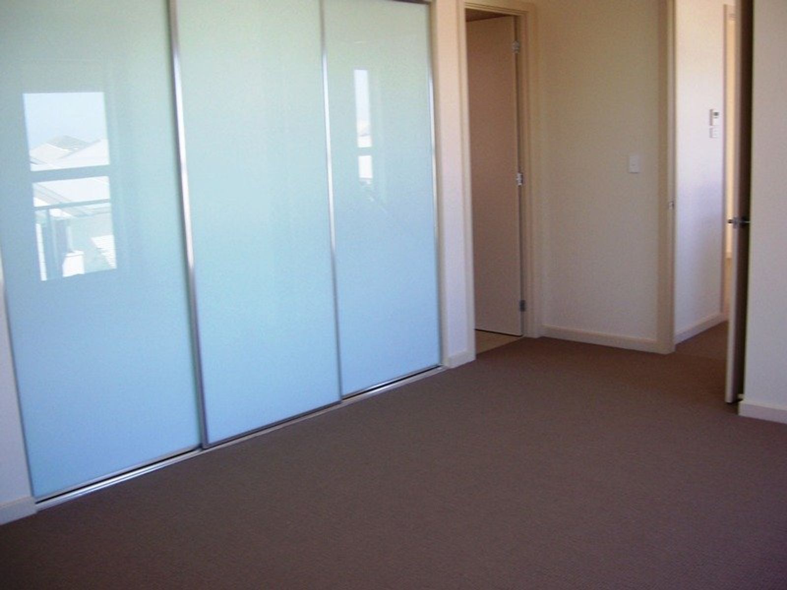 1 Brunswick Place, Mawson Lakes, SA 5095, Mawson Lakes - Thumbnail 2