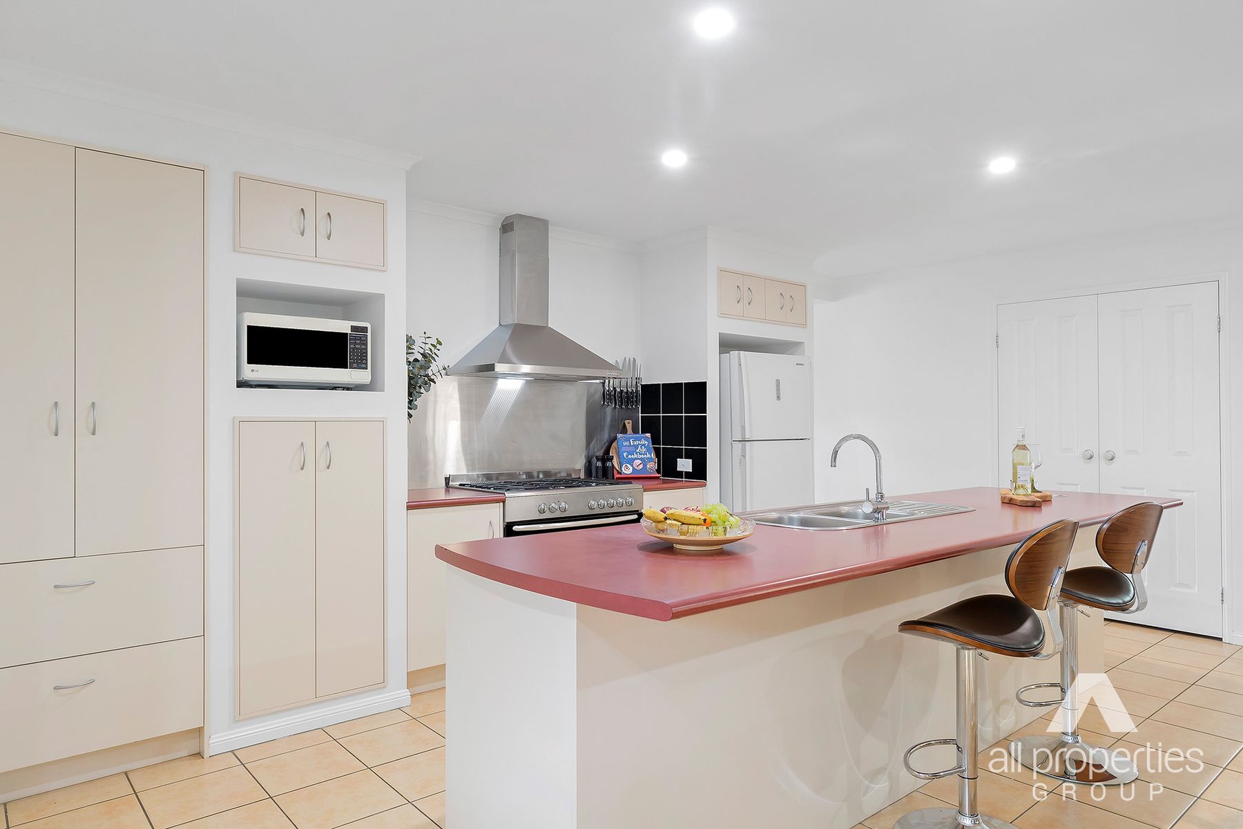 11 Nightingale Place, Heritage Park QLD 4118, Heritage Park - Thumbnail 4