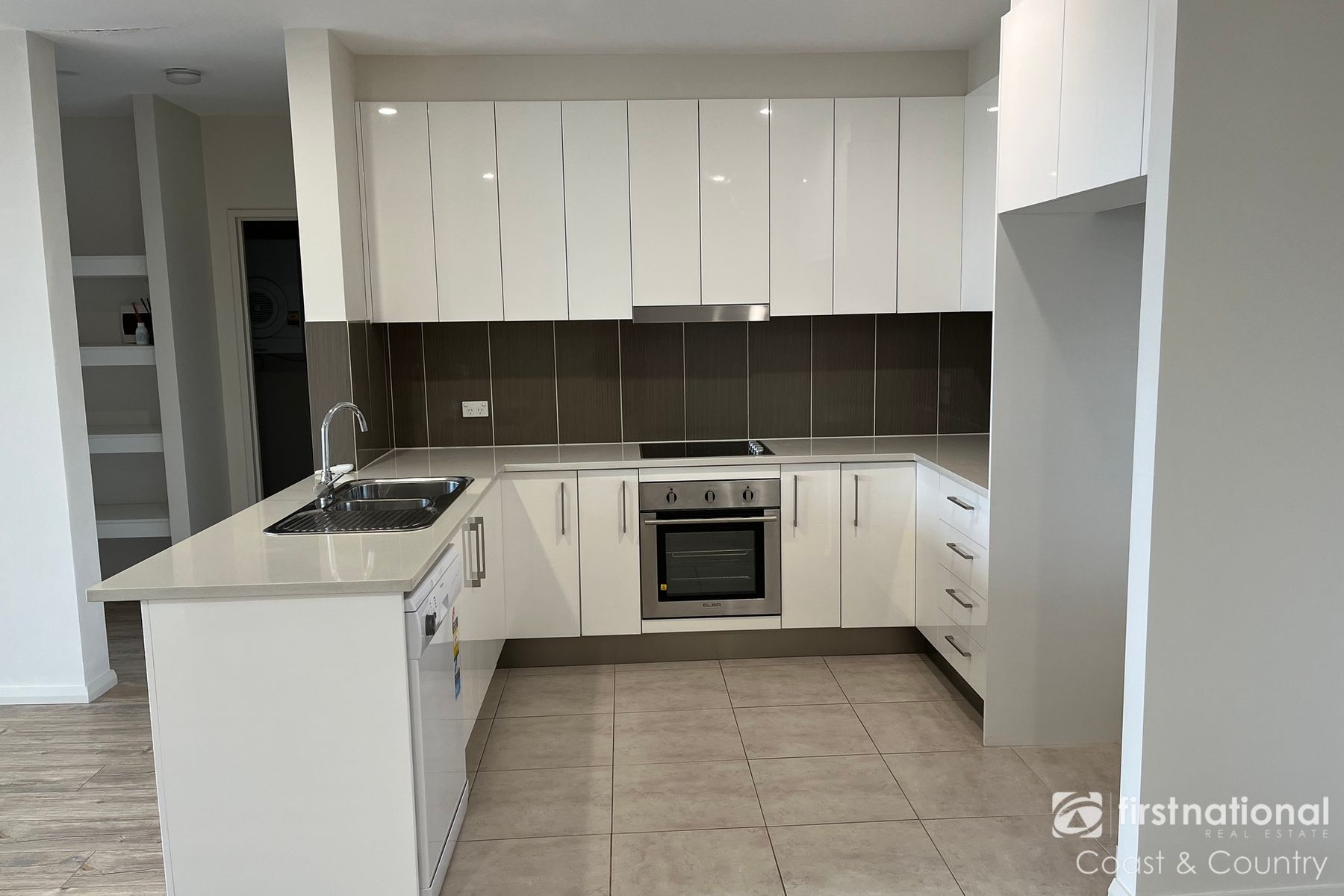 16/25 Noble Street, Gerringong NSW 2534, Gerringong - Thumbnail 2