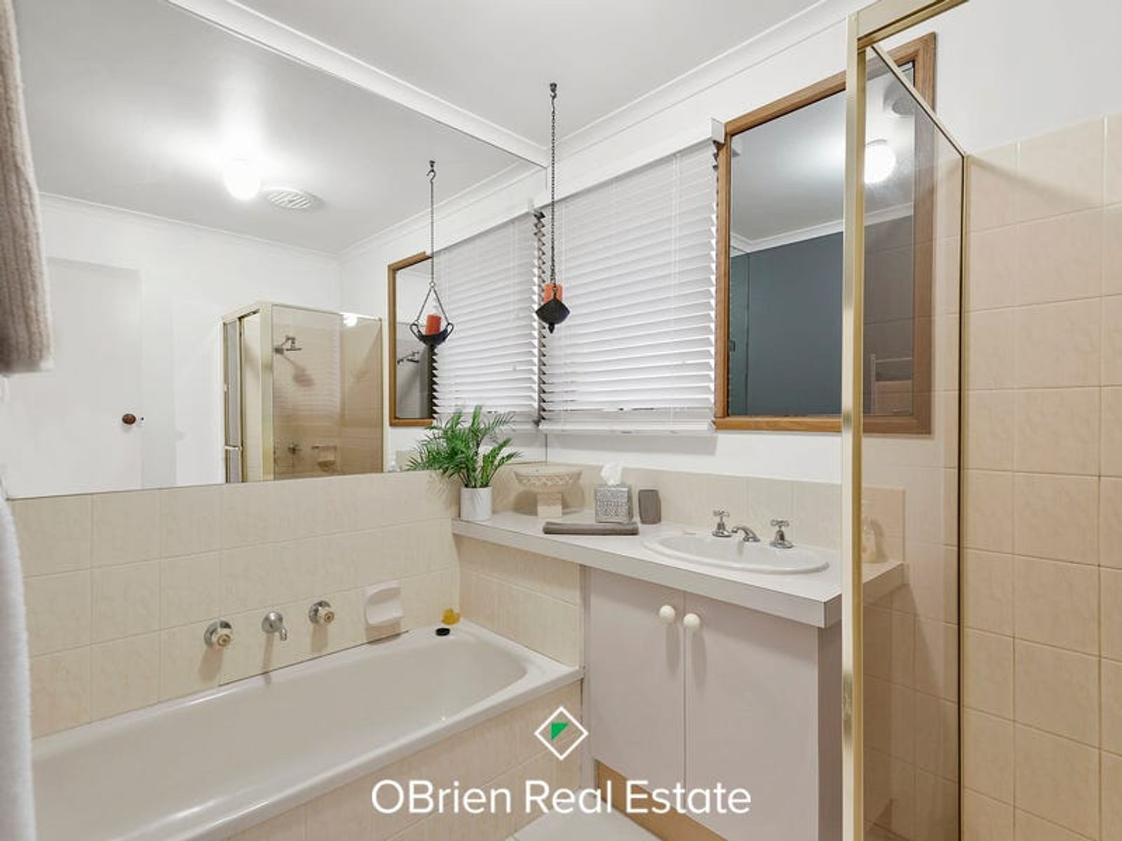 10 Hamstead Court, Endeavour Hills, VIC 3802, Endeavour Hills - Thumbnail 8