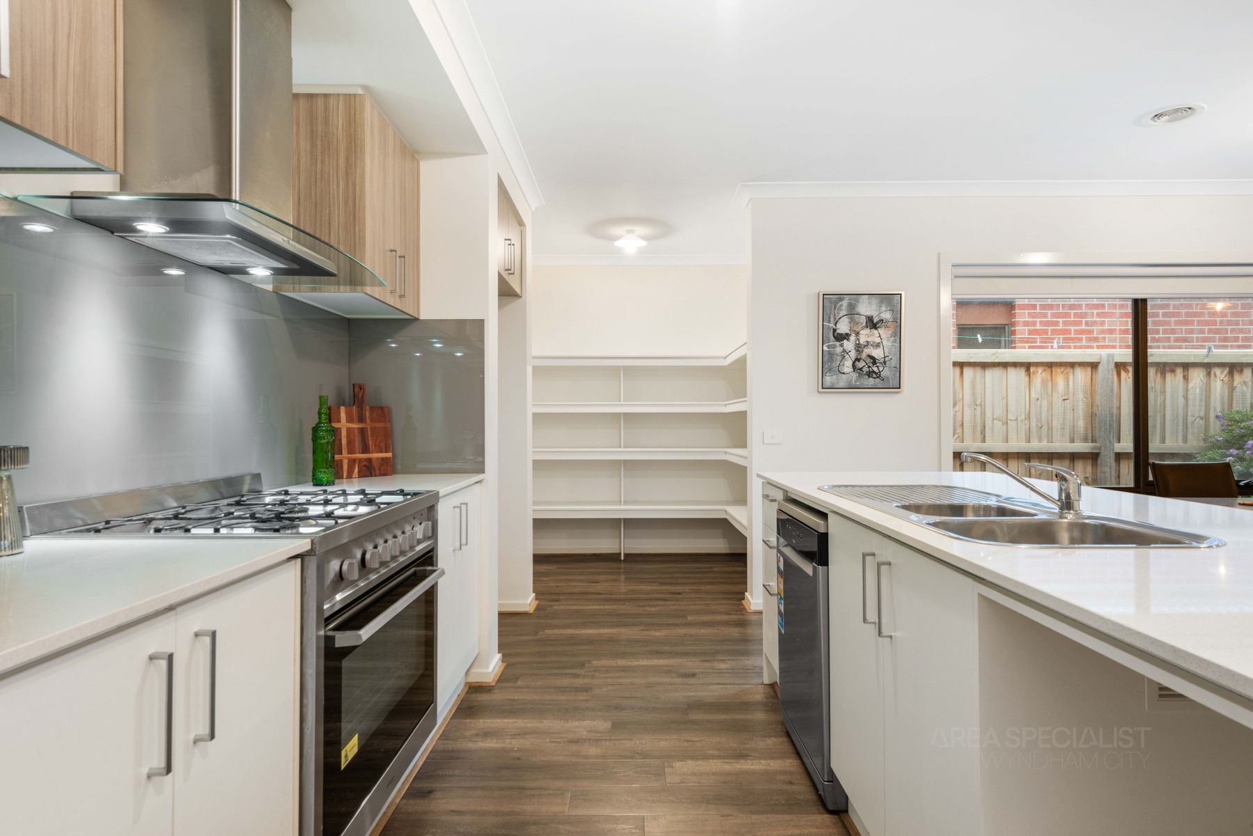 19 Tamworth Grove, Point Cook, VIC 3030, Point Cook - Thumbnail 6